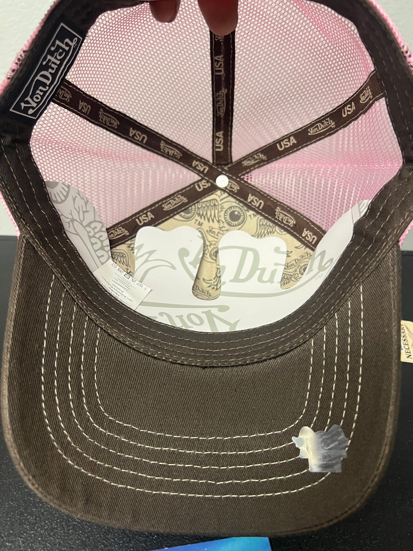 Von Dutch pink and brown hat