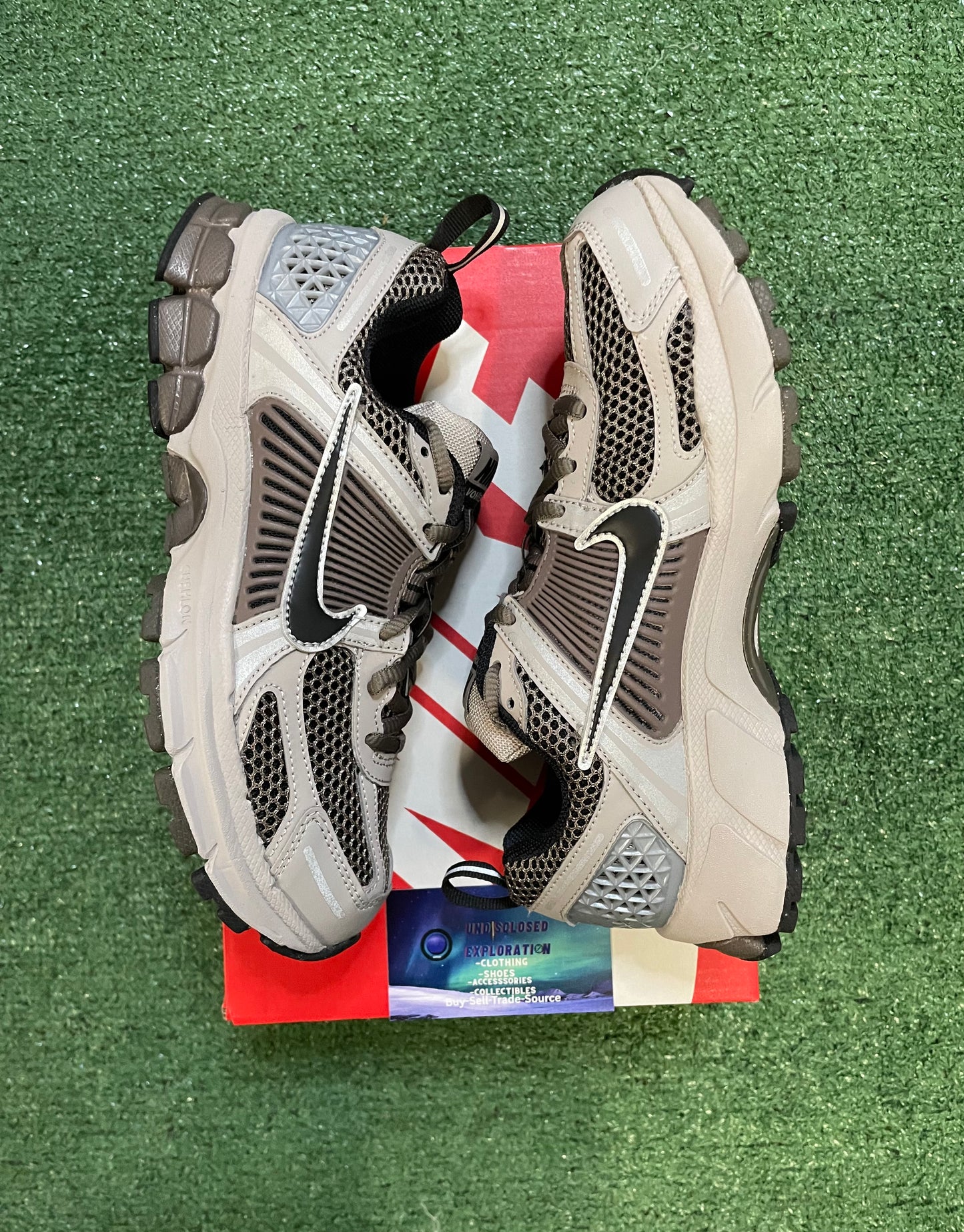 Nike Vomero 5 college grey cave stone