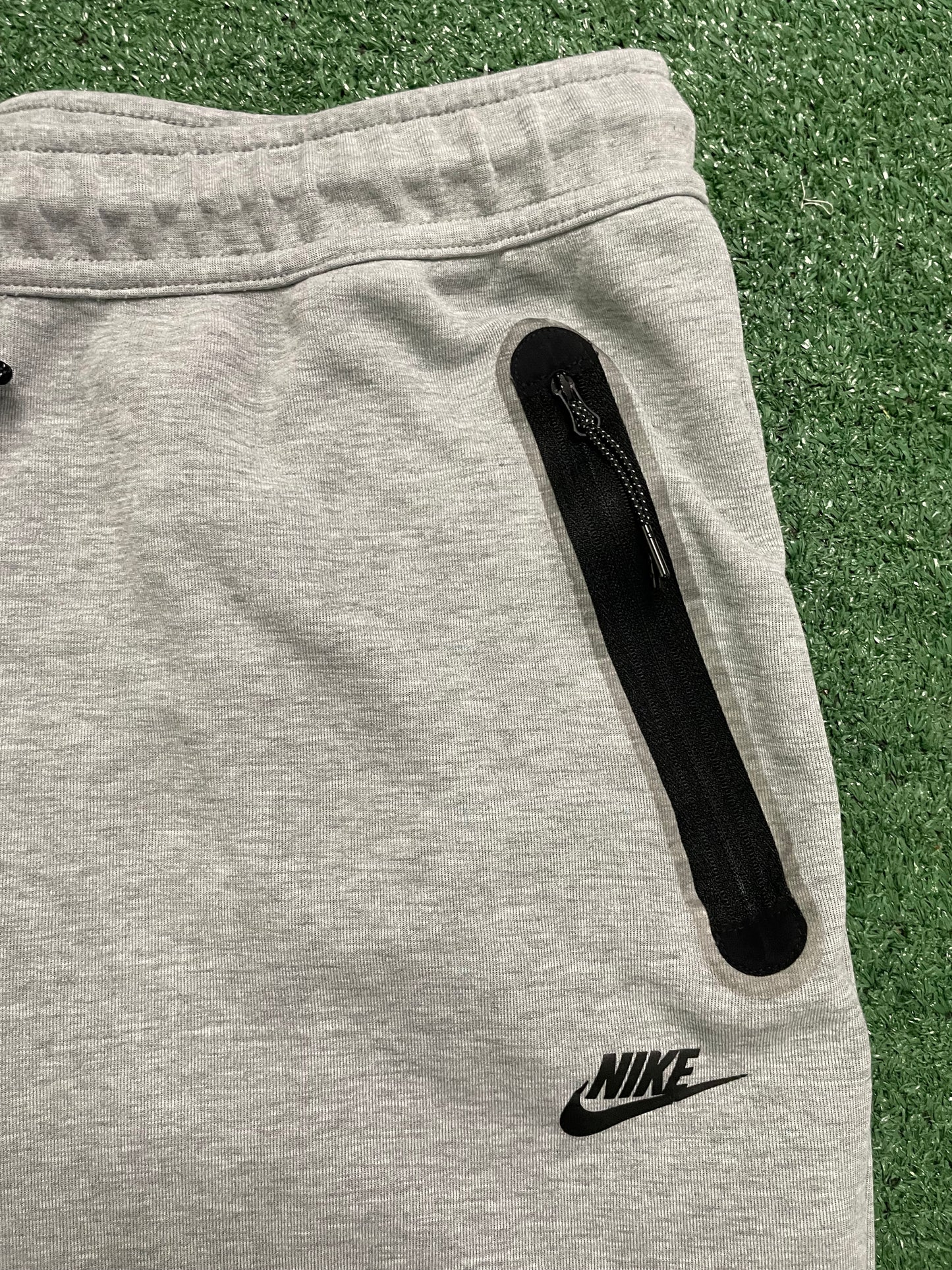 Nike tech fleece grey straight leg pants