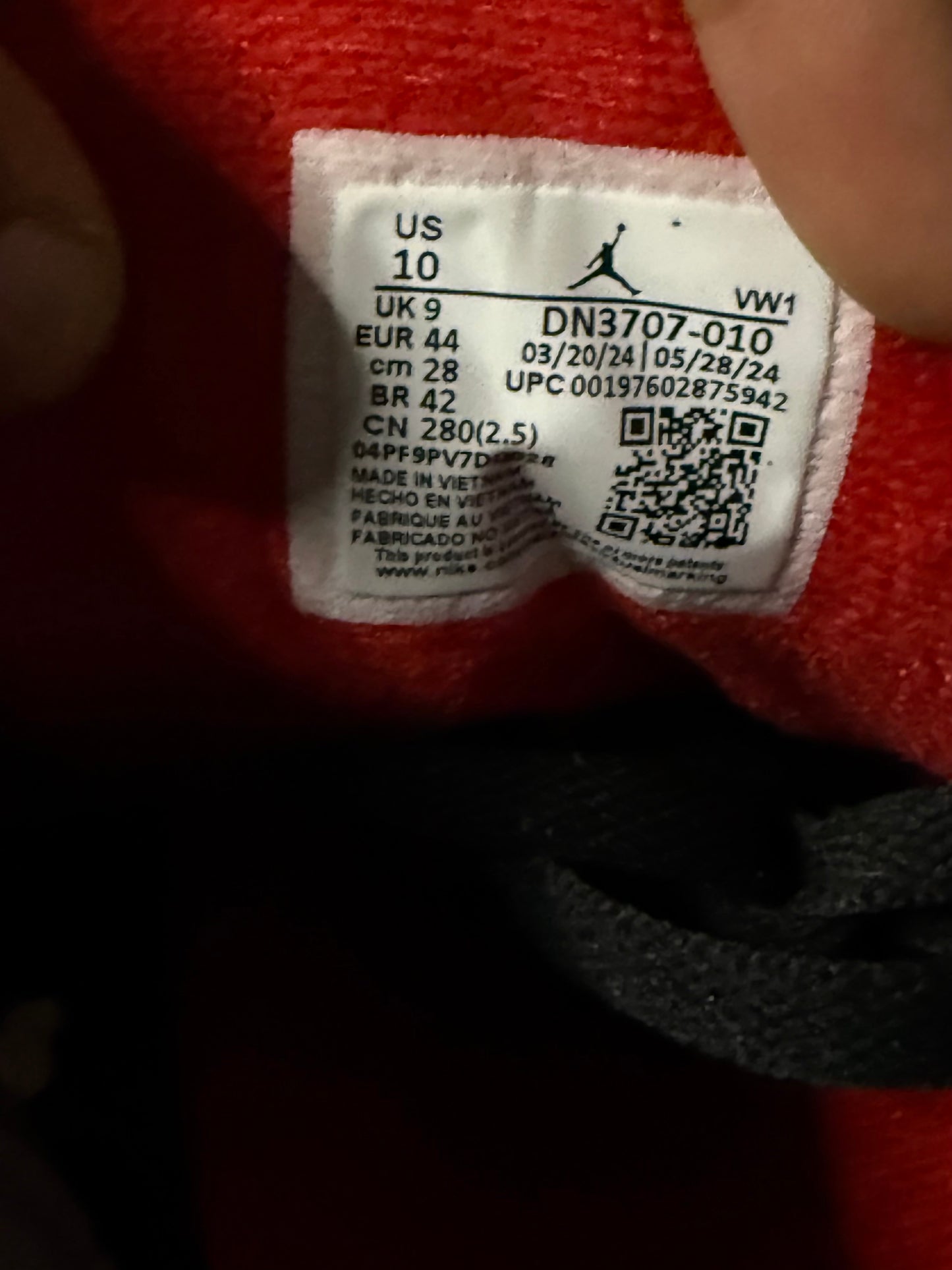 Jordan 3 Black Cement