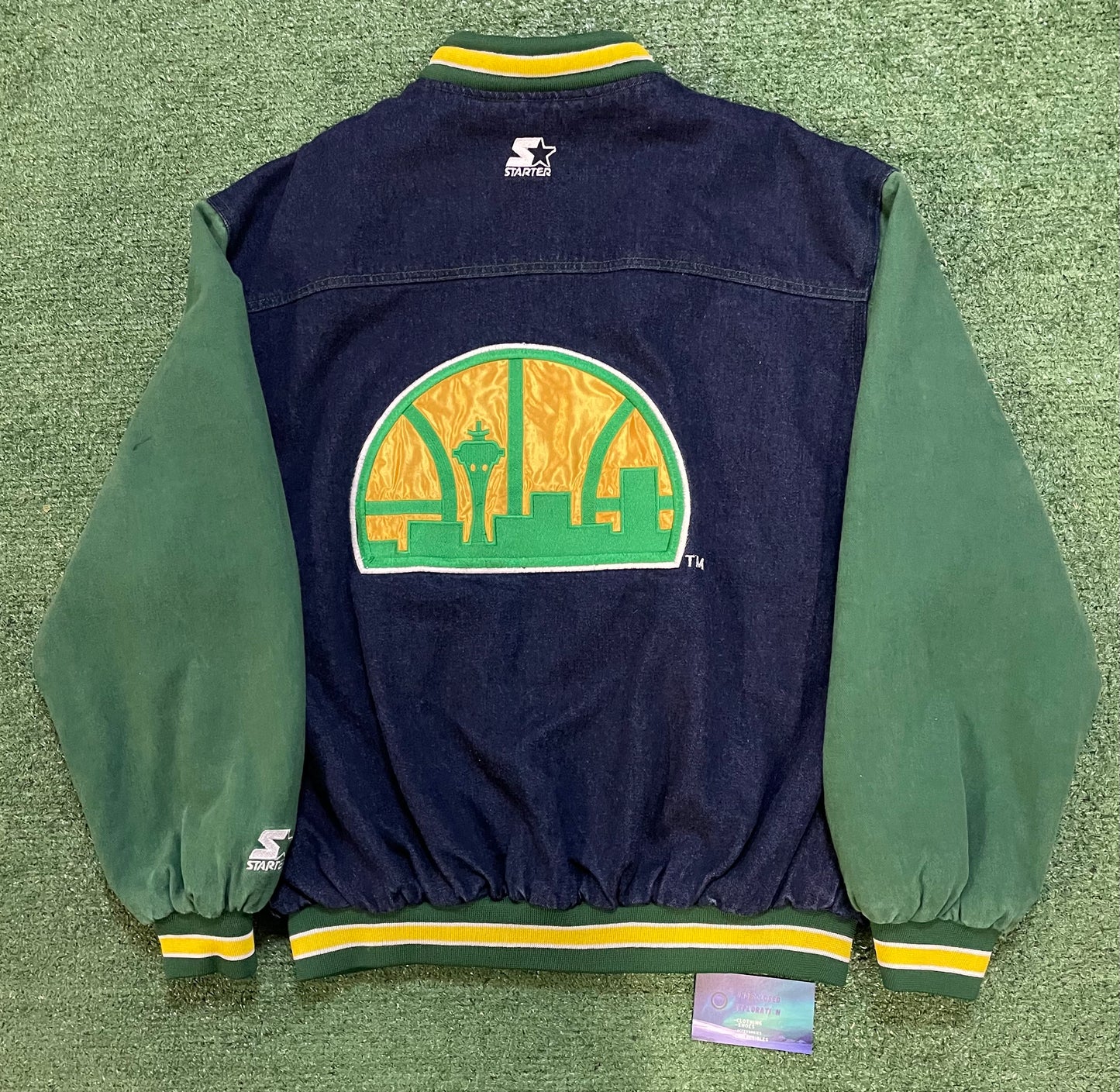 Vintage 1990s Seattle supersonics denim jacket