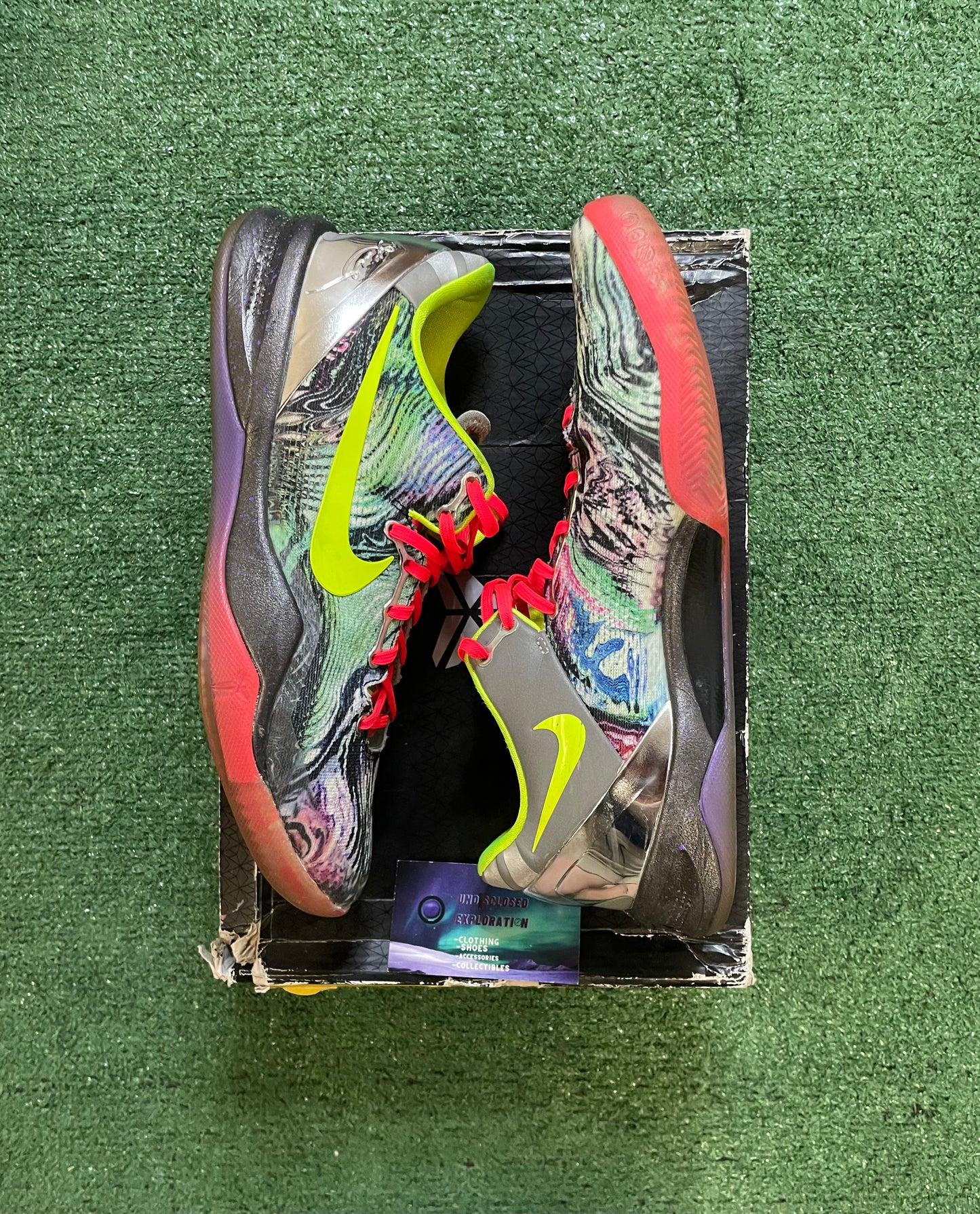 Nike Kobe 8 prelude size 10men/11.5women