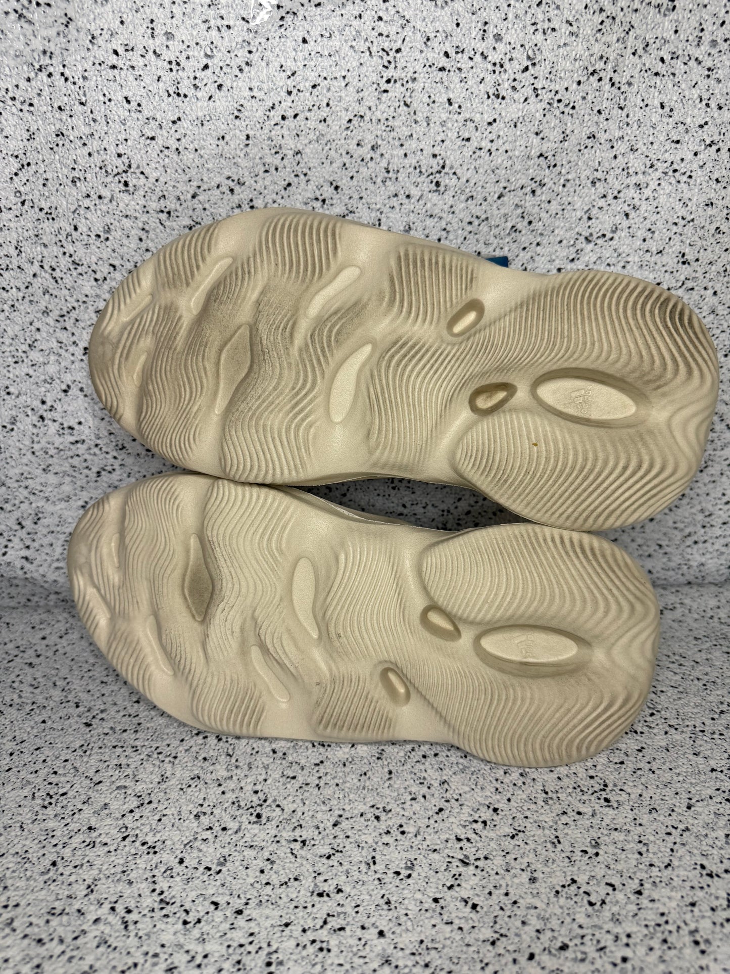 Yeezy Foam Runner Sand 9 Men/10.5 Women “Preowned”
