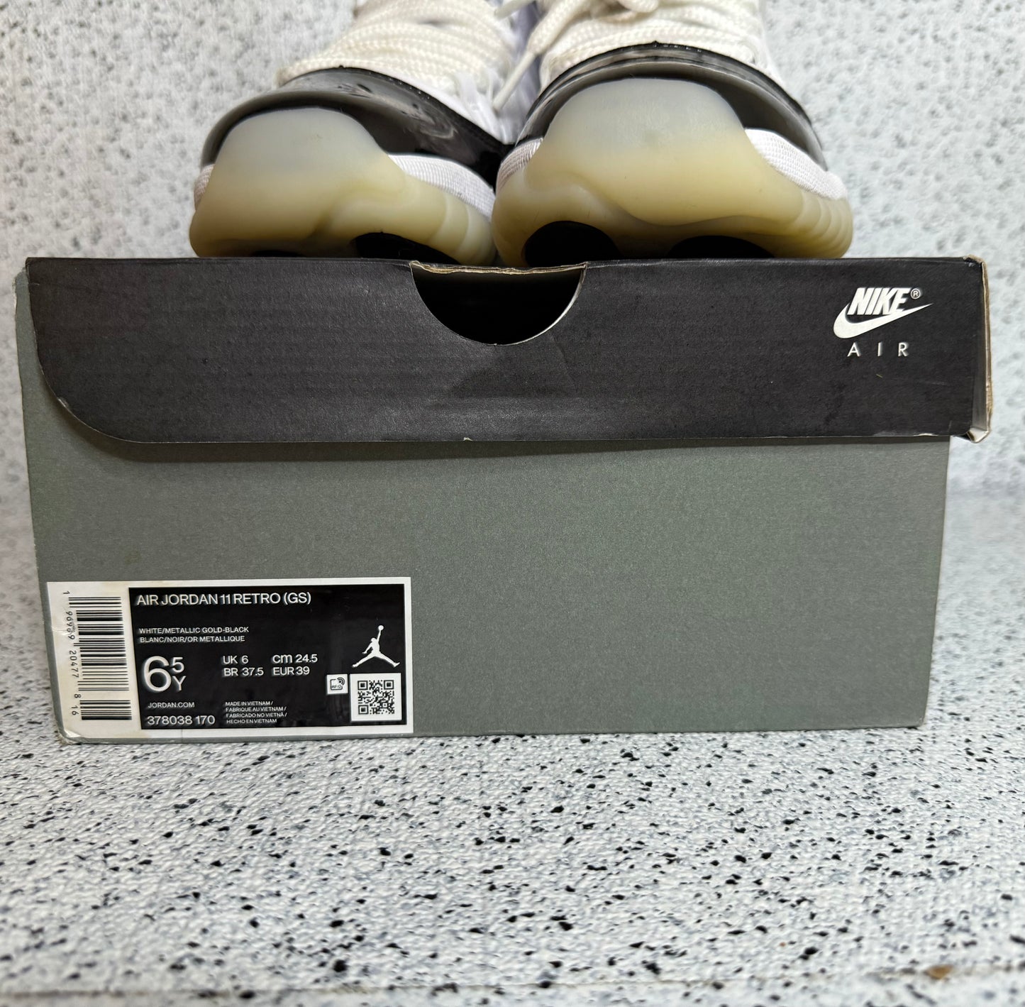 Jordan 11 Gratitude 6.5 Youth/8 Women “Preowned”