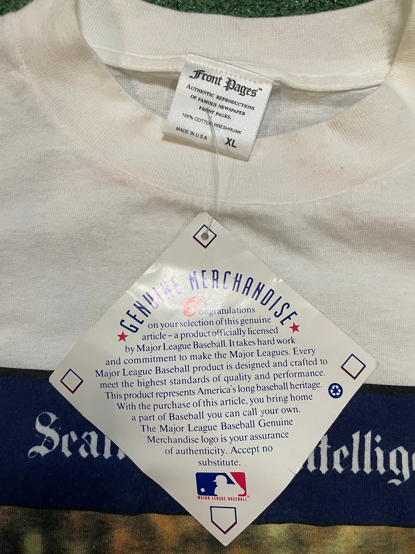 Vintage 1990s Randy Johnson Seattle Mariners newspaper tee
