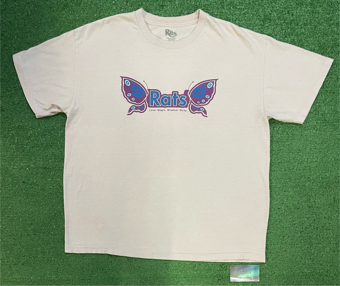 Stray Rats love magic wisdom stray tee