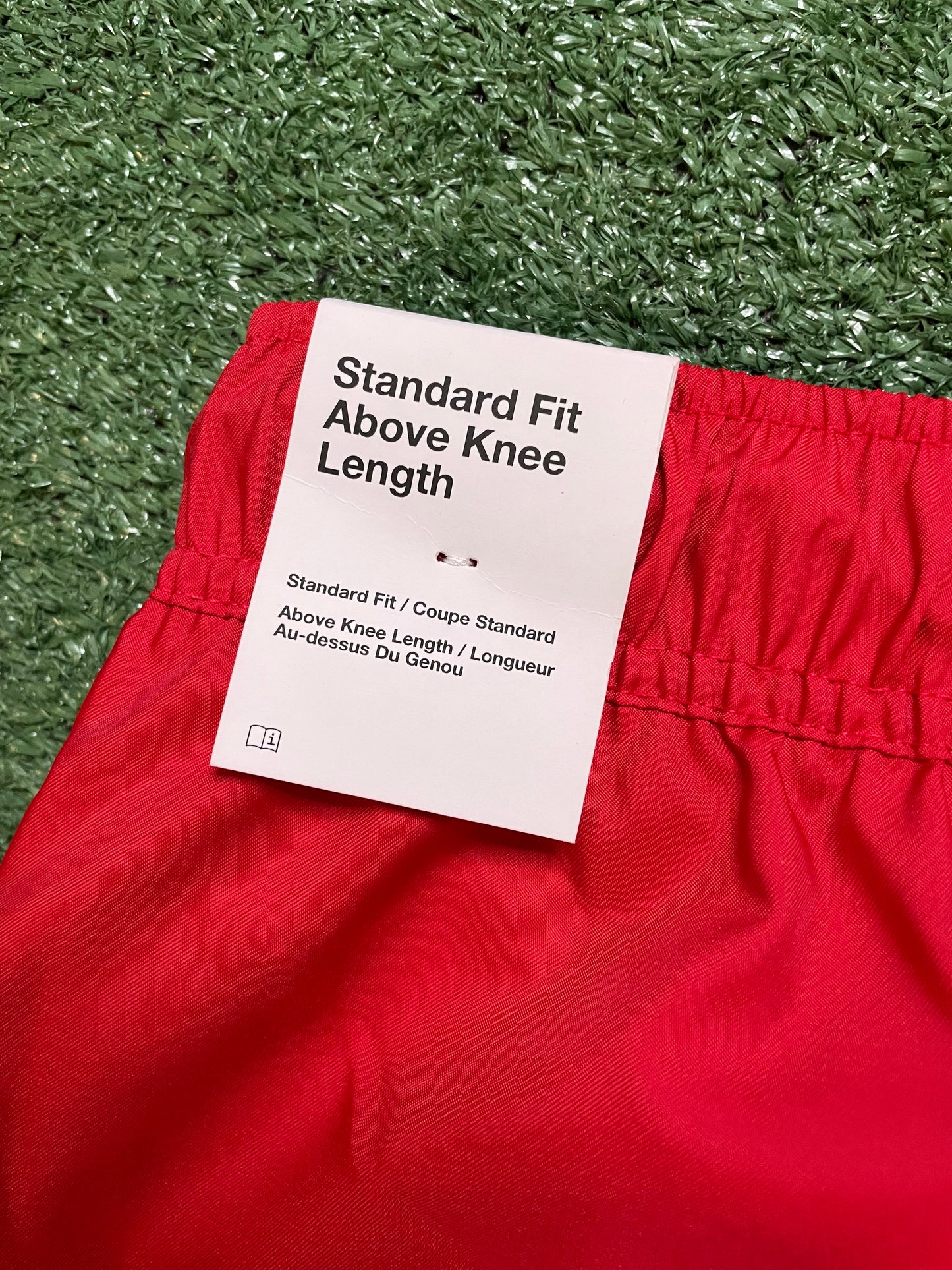 Nike club flow red essential shorts