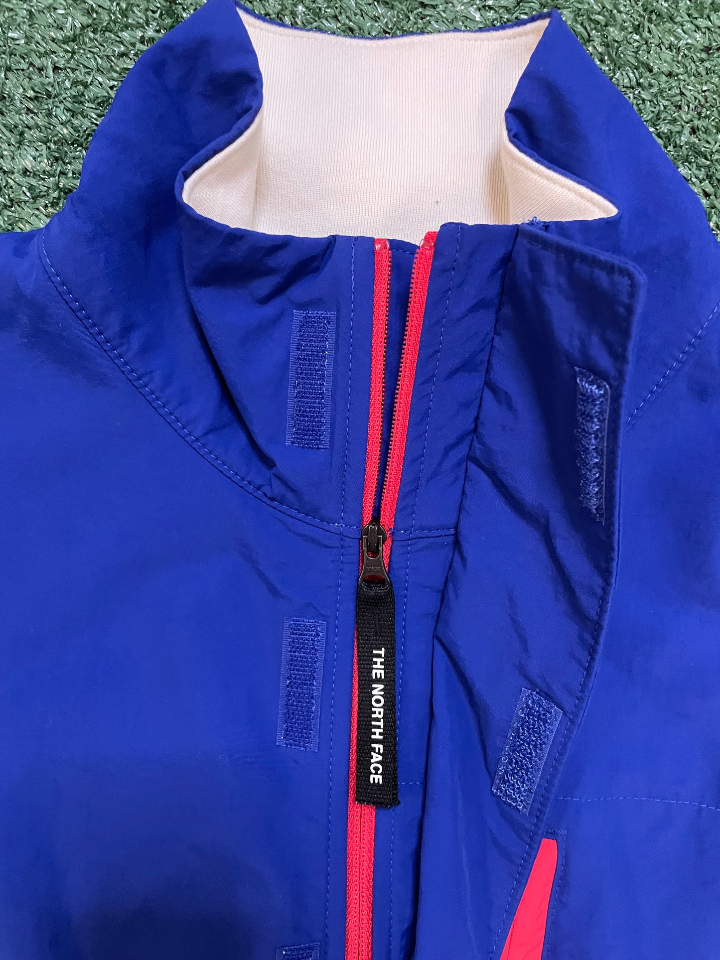 North face half zip fleece white and blue