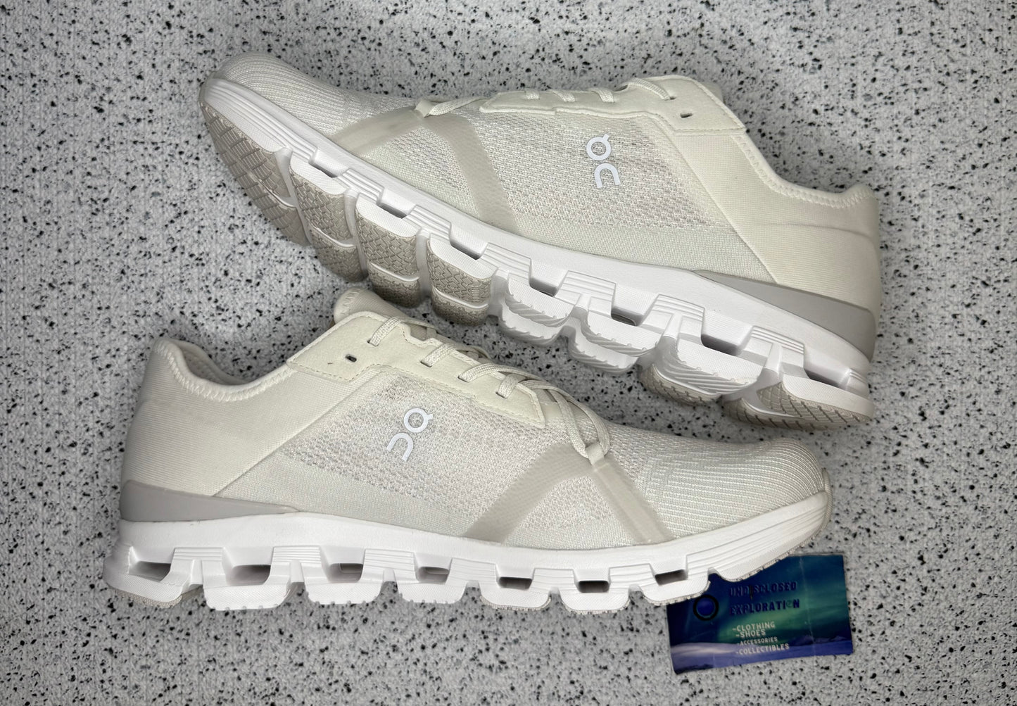 On Running Cloud X 4 AD White Wolf