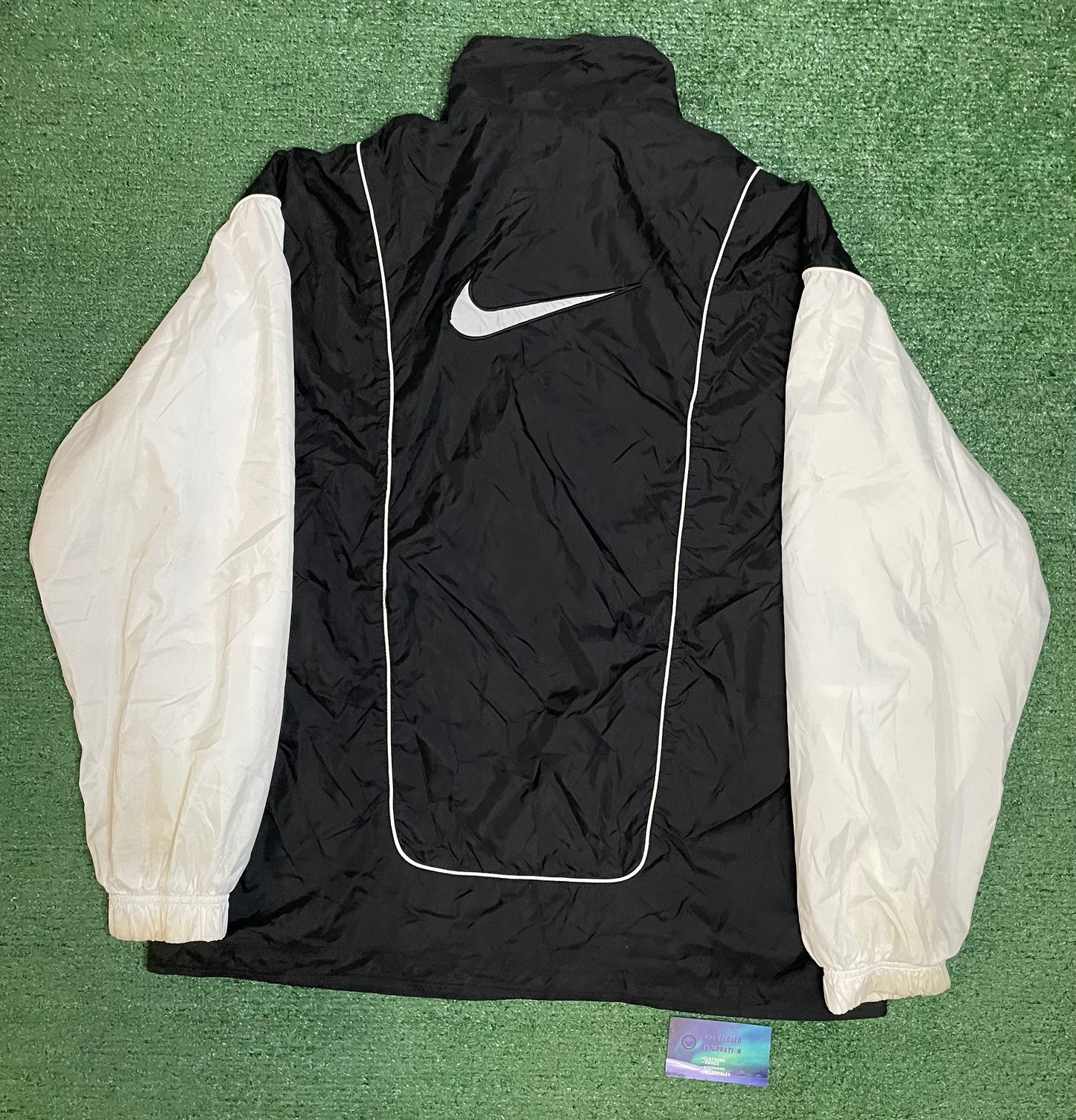 Vintage 1990s Nike big swoosh windbreaker