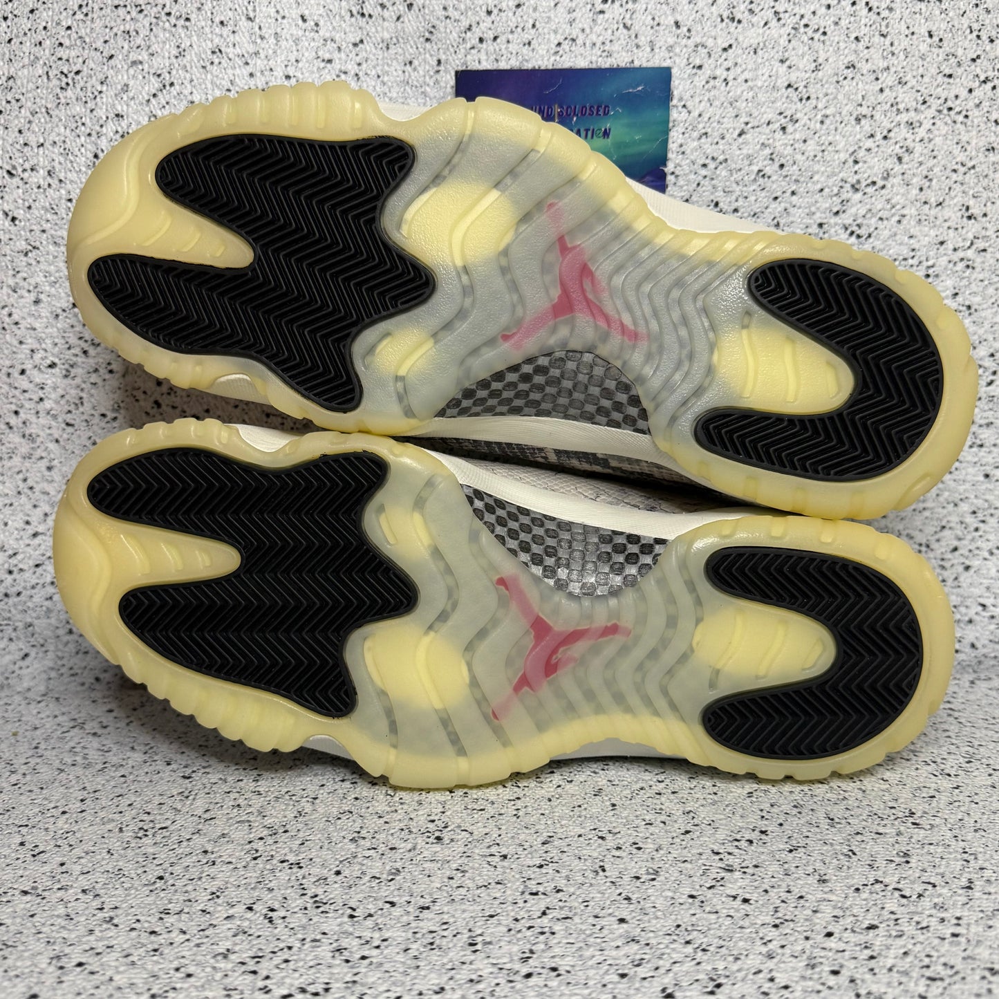Jordan 11 Low Snake Skin Light Bone