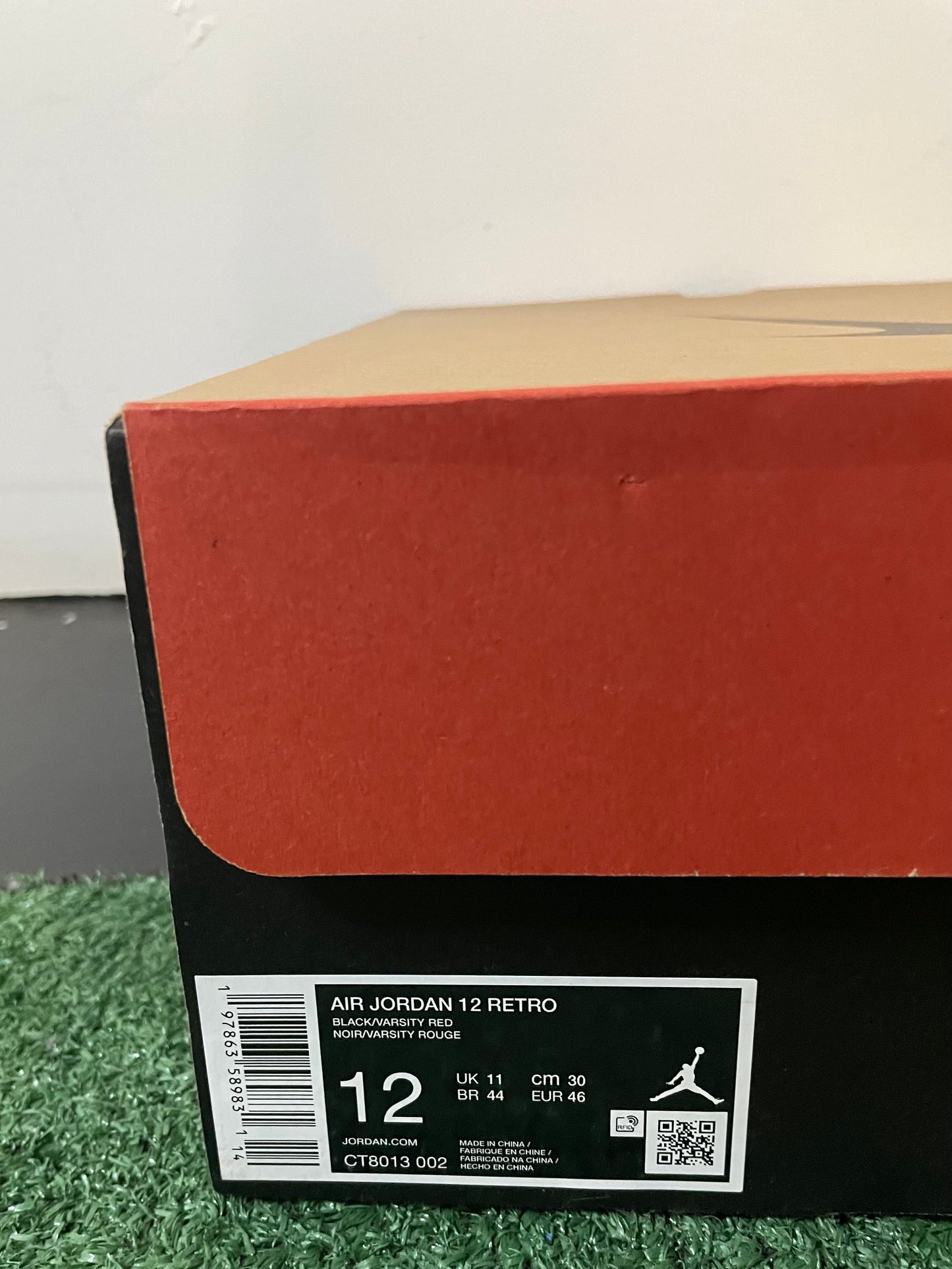 Air Jordan 12 flu game 2025