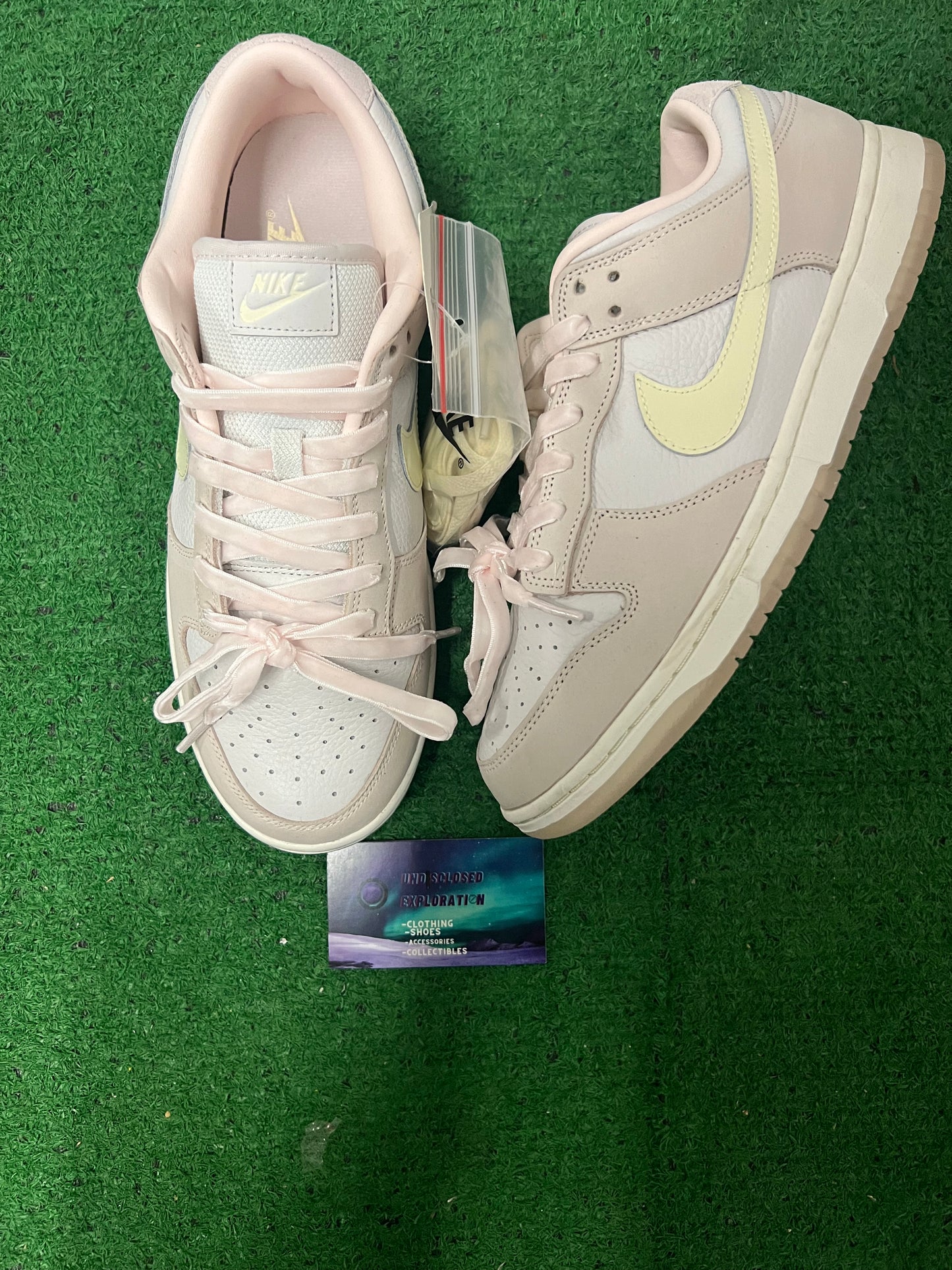 Nike dunk low light soft pink