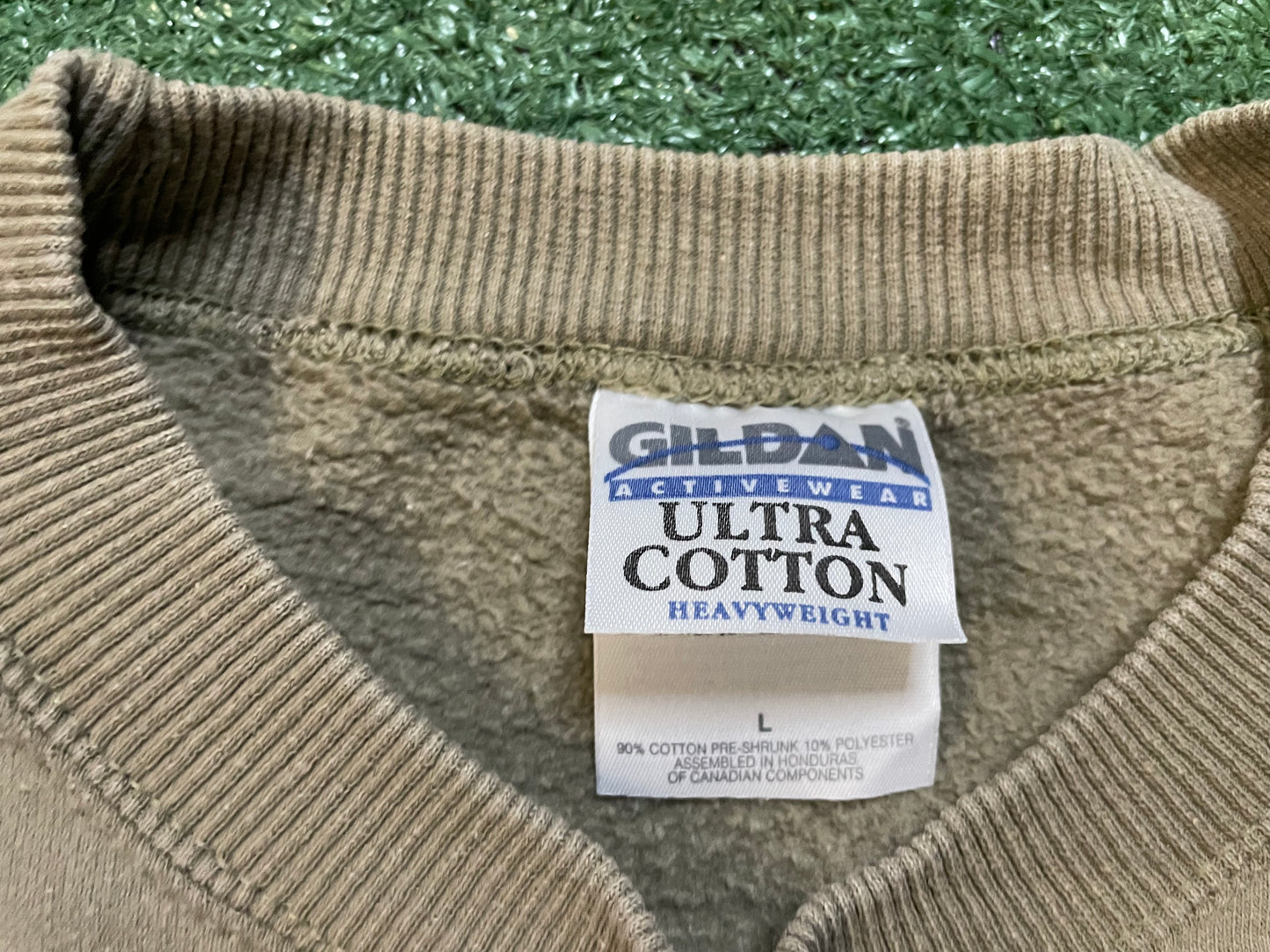 Vintage 1990s South Dakota the great outdoors tan crewneck
