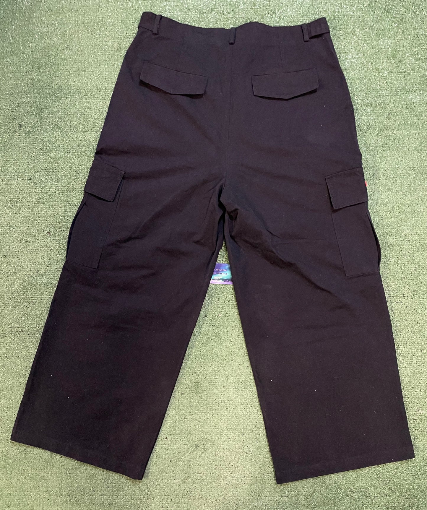 GV Gallery raspberry hills samurai cargos