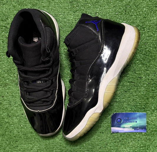 Jordan 11 Space Jam 10 Men/11.5 Women “Preowned”