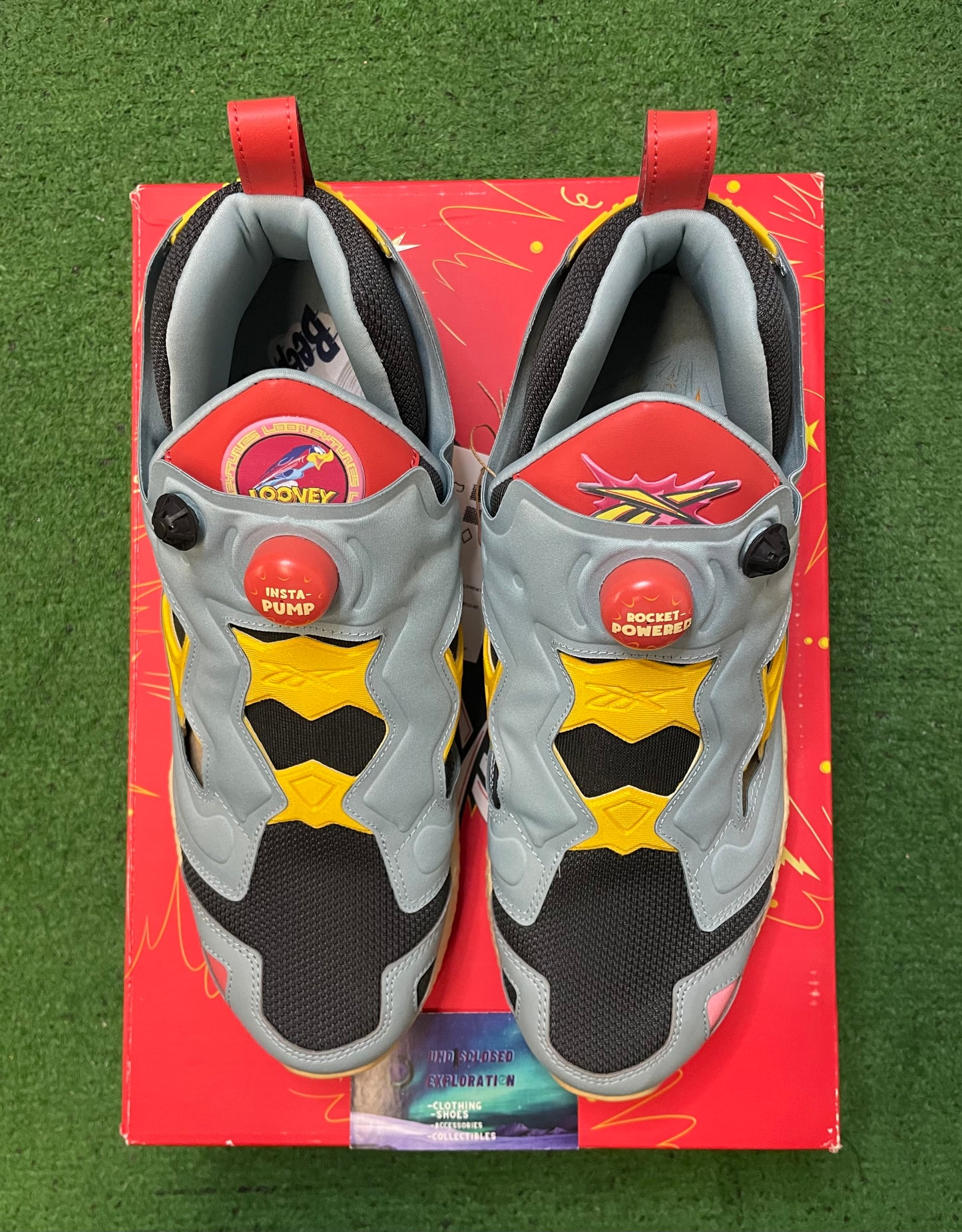 Reebok InstaPump Fury 95 looney tunes roadrunner