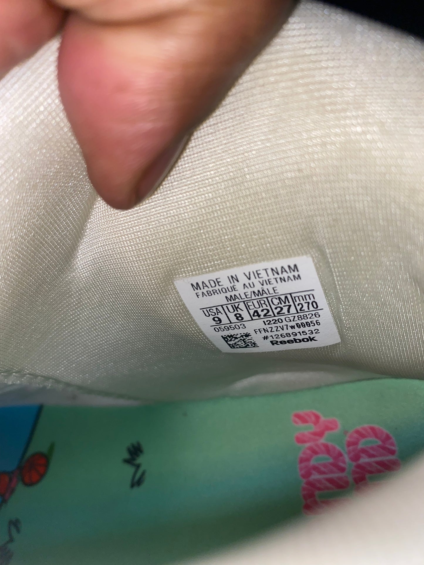 Reebok question mid candy land size 9men/10.5women