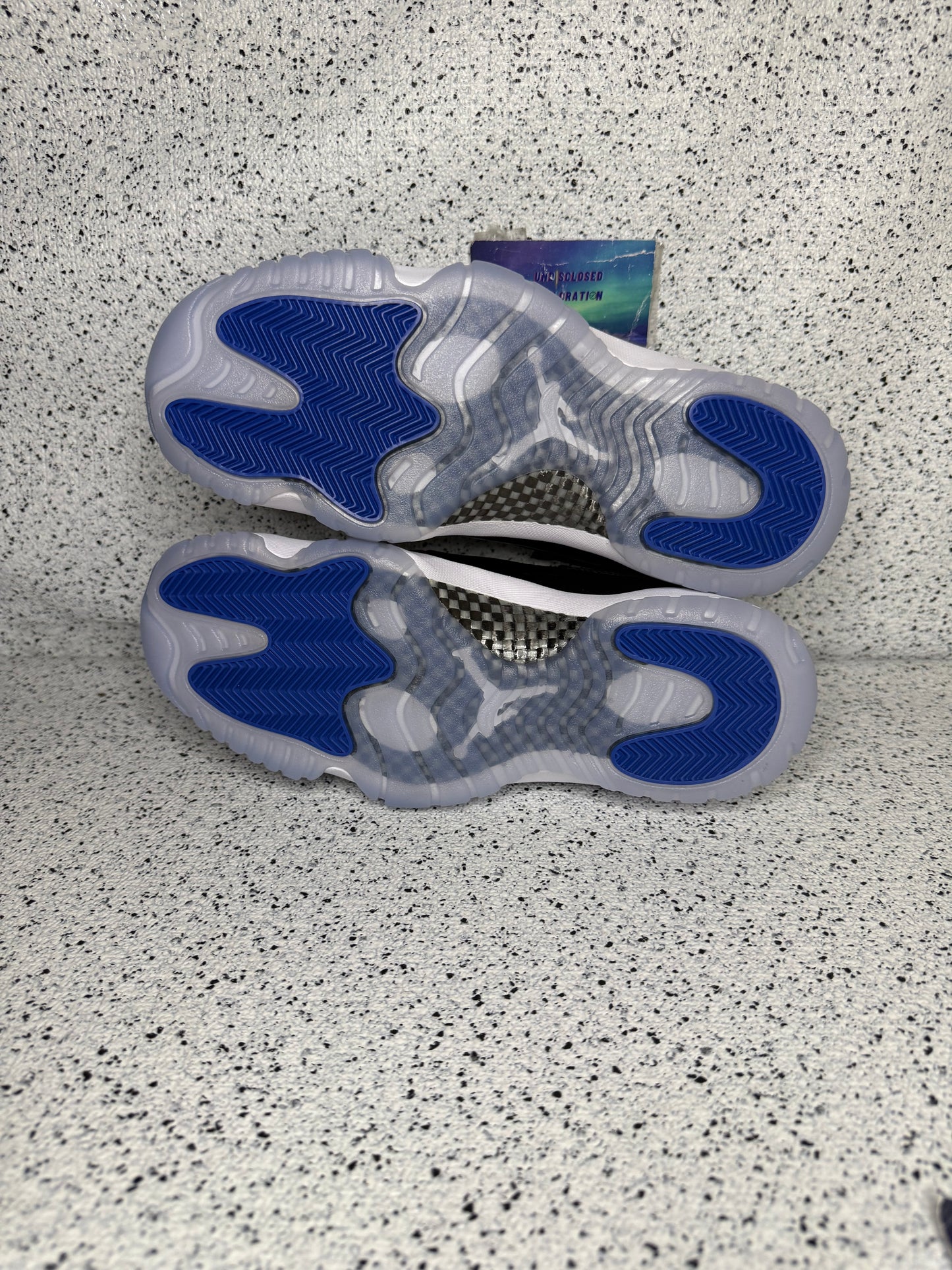 Jordan 11 Low Space Jam