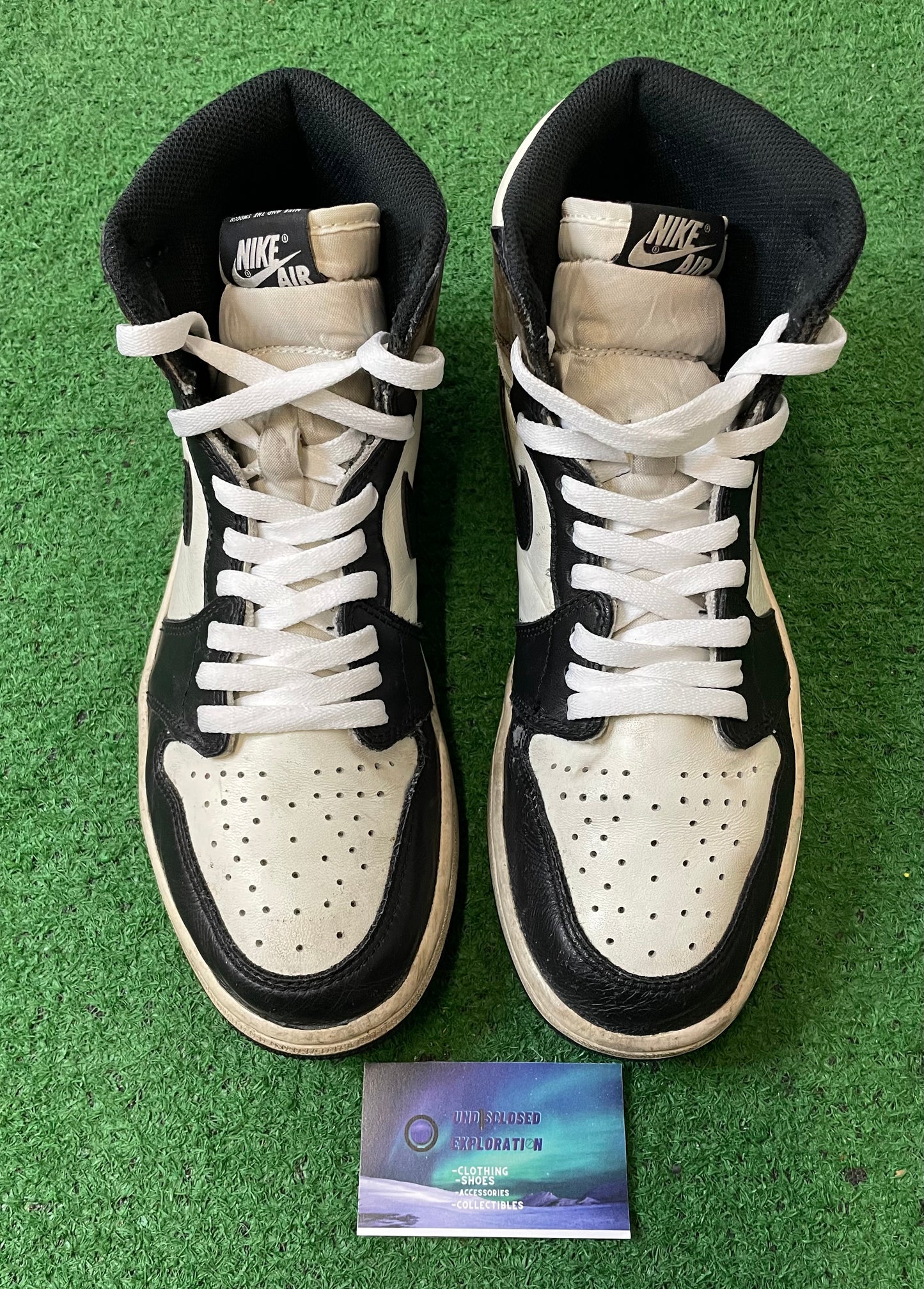 Jordan 1 high mocha size 10men/11.5women