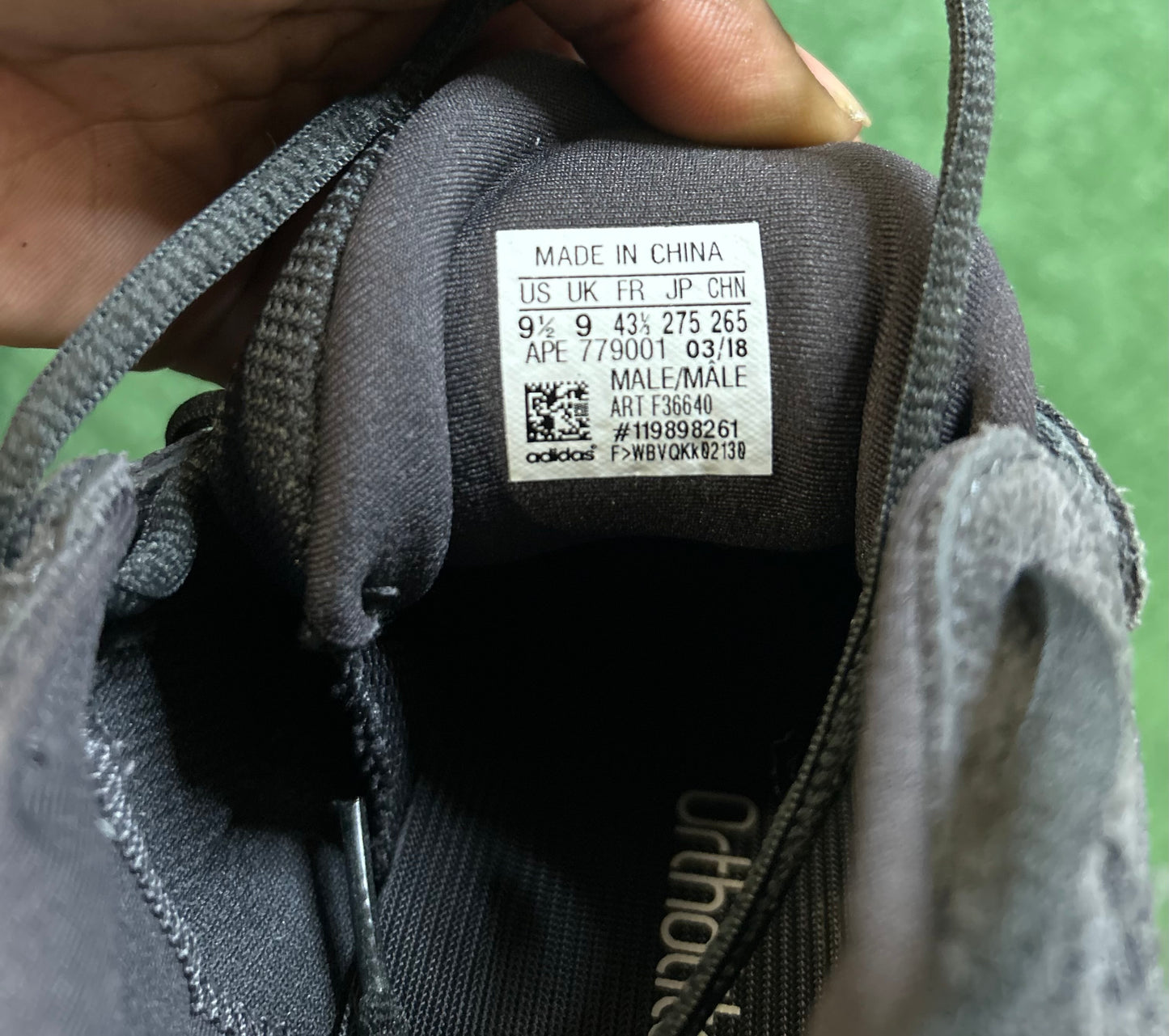 Yeezy 500 Utility black size 9.5men/11women