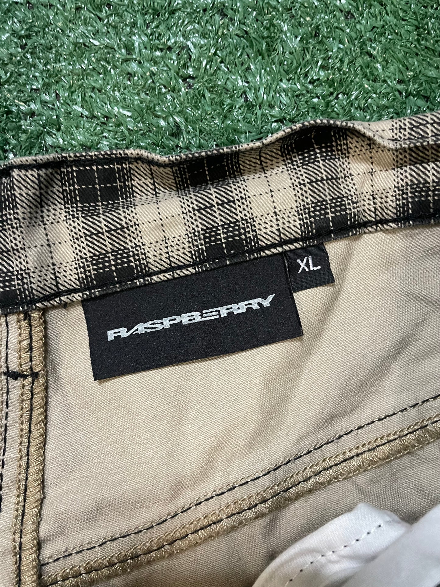GV Gallery plaid baggy cargo pants