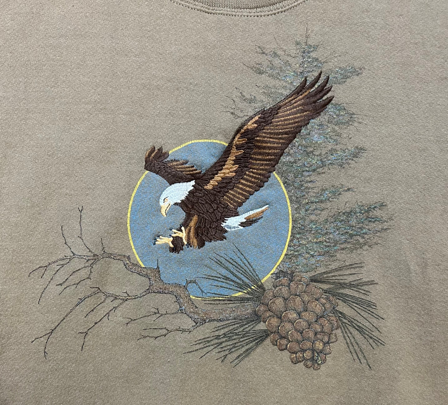 Vintage 1990s Eagle embroidered nature crewneck