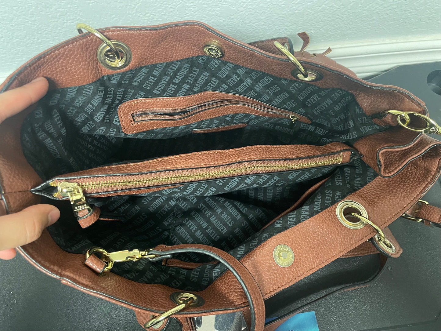 Steve Madden Bduna brown woven handbag