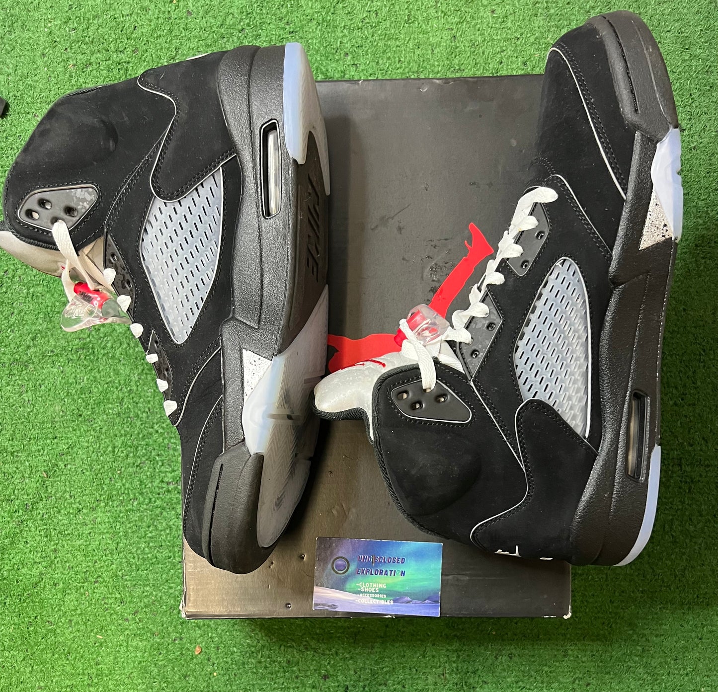Jordan 5 metallic reimagined size 12men/13.5women