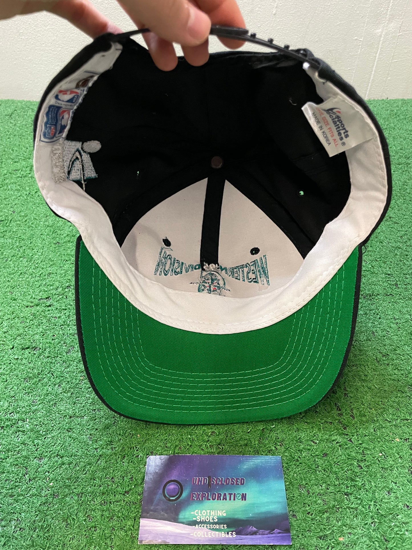Vintage 1990s Seattle Mariners western division sport specialties hat