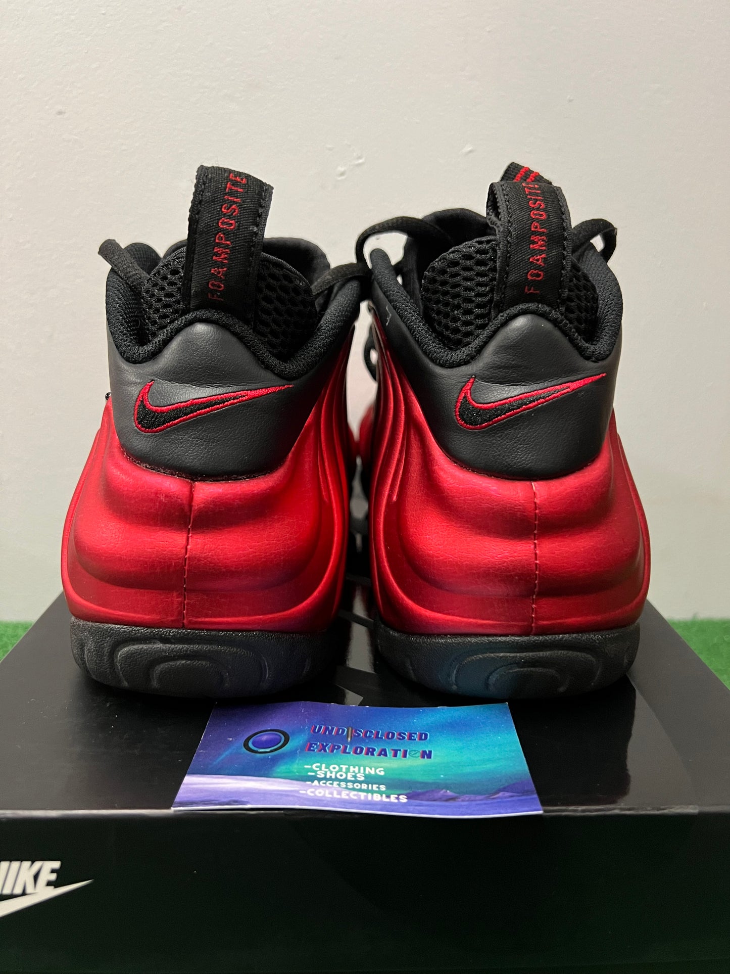 Nike air foamposite pro university red size 10men/11.5women