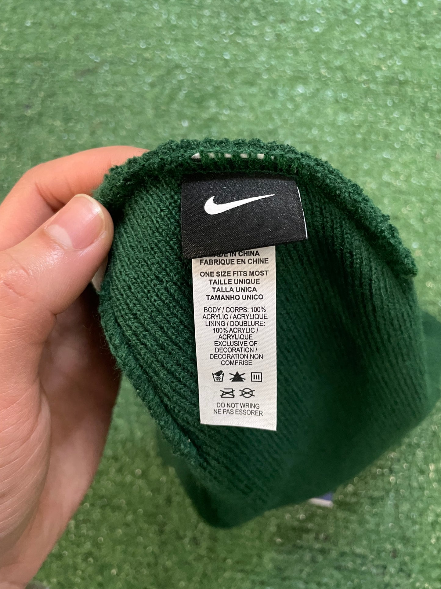 Nike Center swoosh forest green beanie