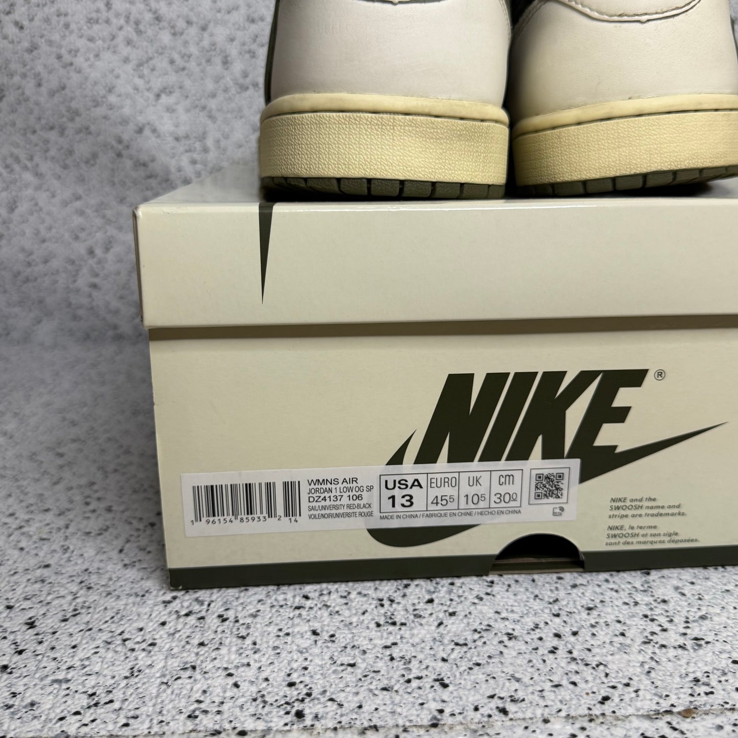 Jordan 1 Low Travis Scott Olive 11.5 Men/13 Women “Preowned”