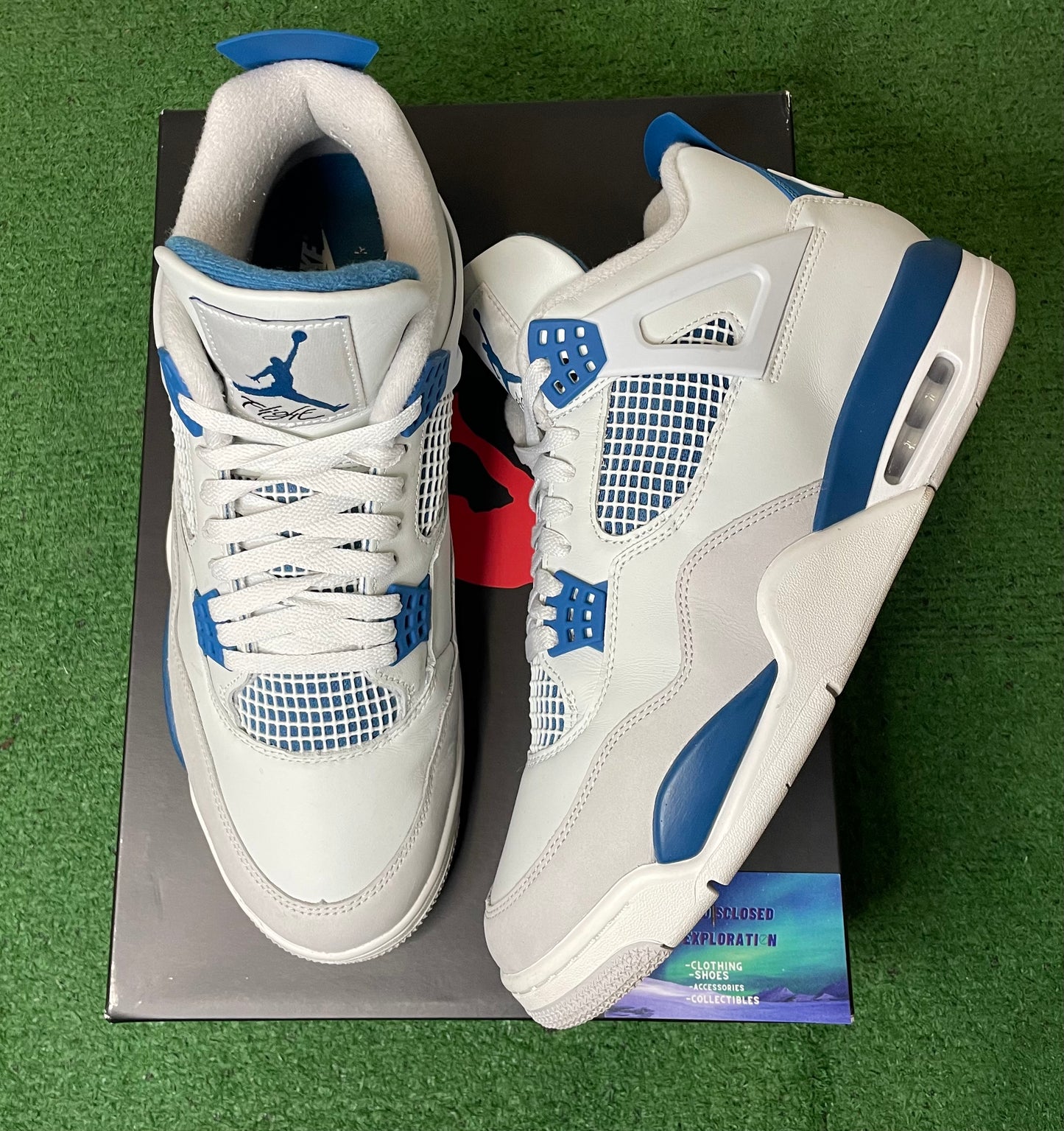 Jordan 4 military 2024 size 12men/13.5women