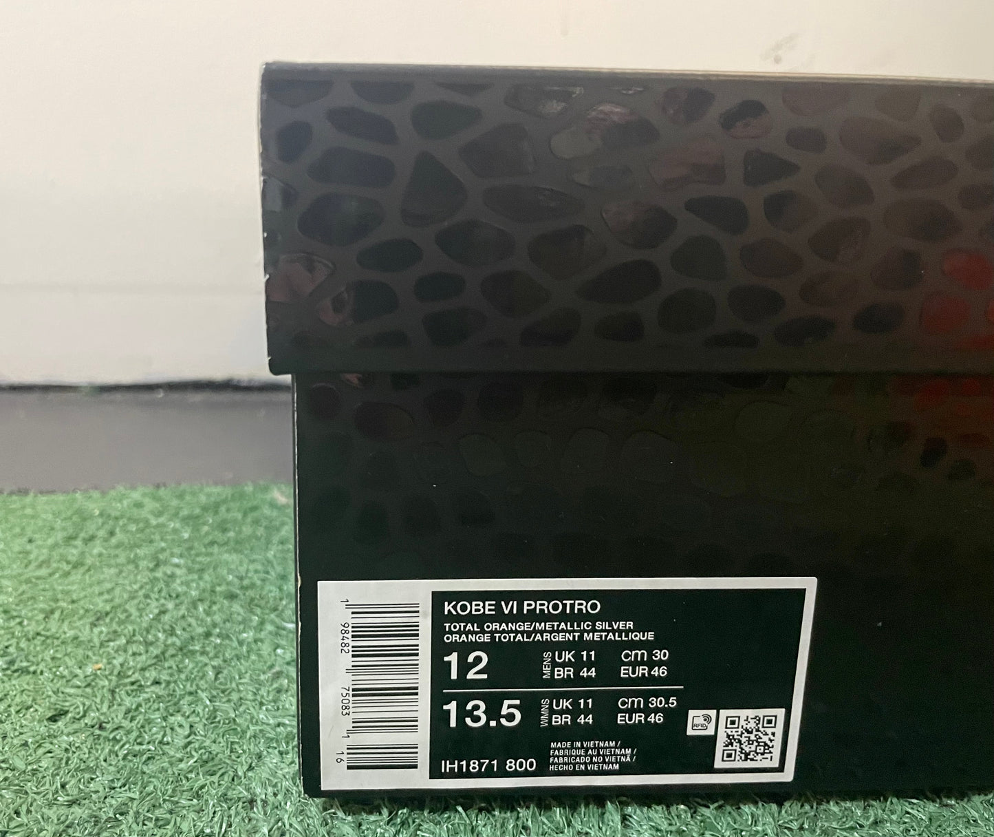 Kobe VI 6 total orange