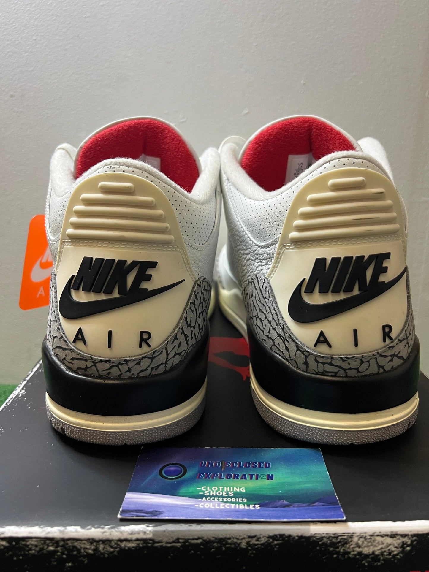 Jordan 3 white cement reimagined size 12men/13.5women