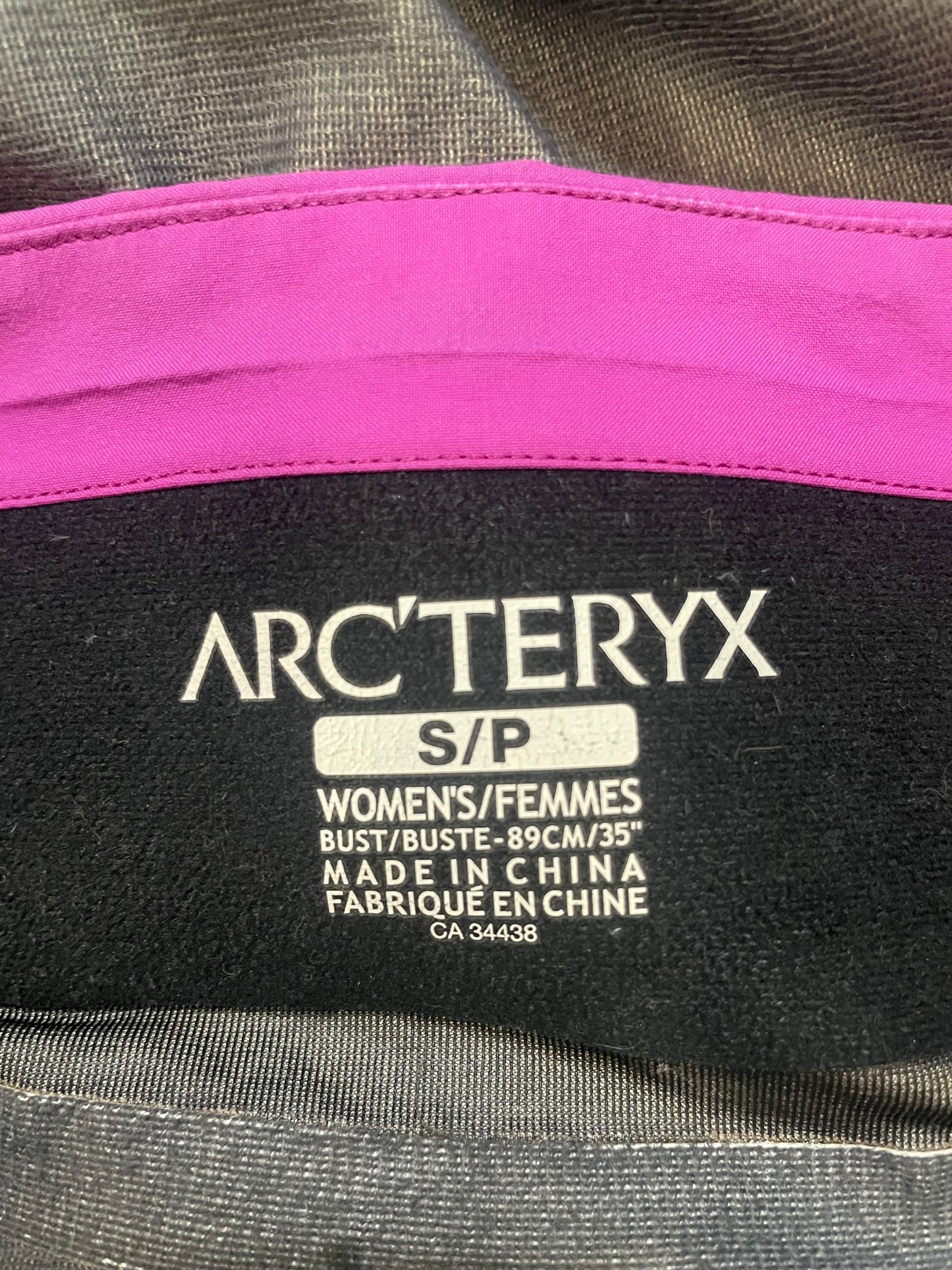 Arc’teryx sentinel magenta pink jacket