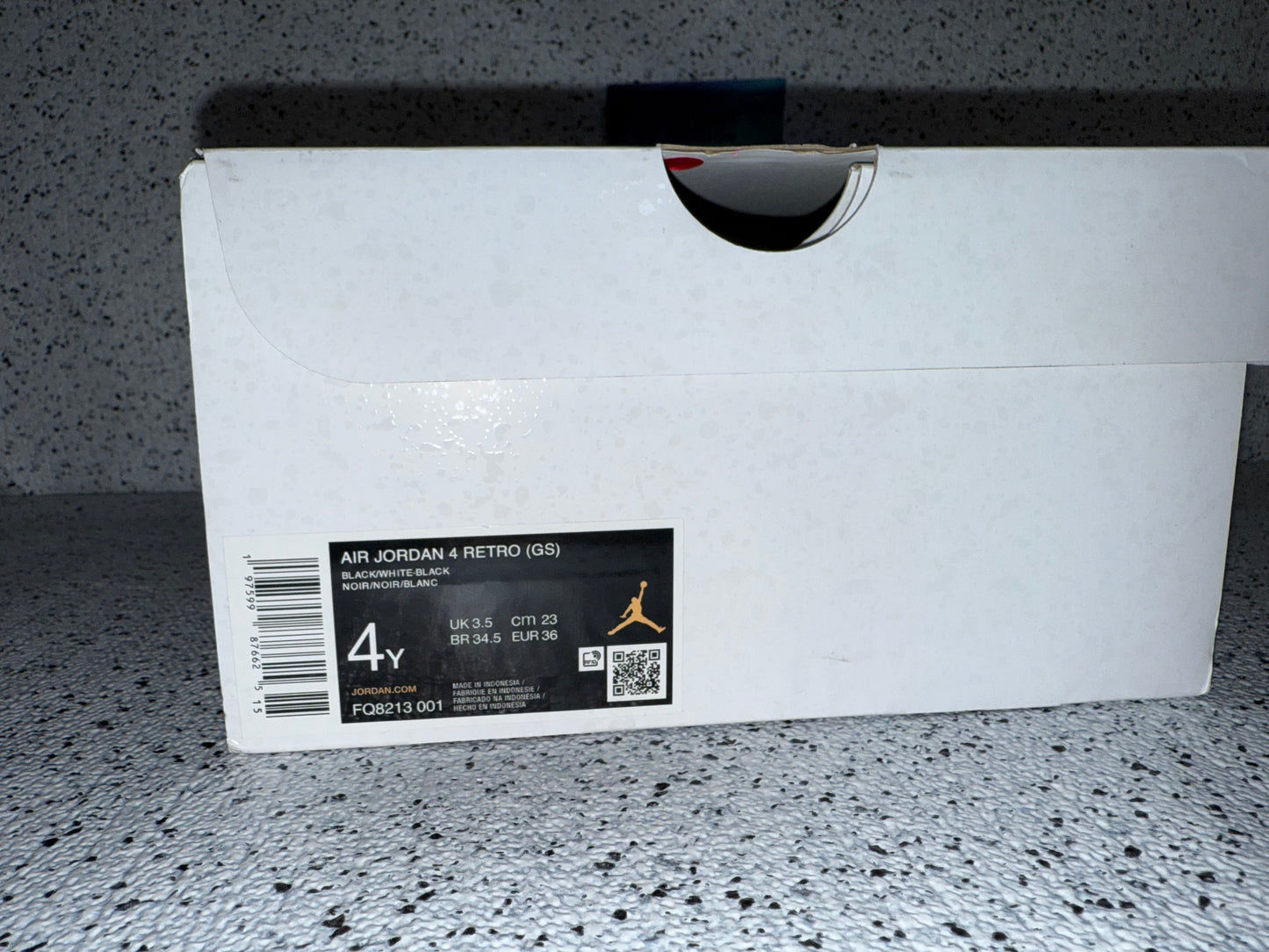 Jordan 4 Thunder