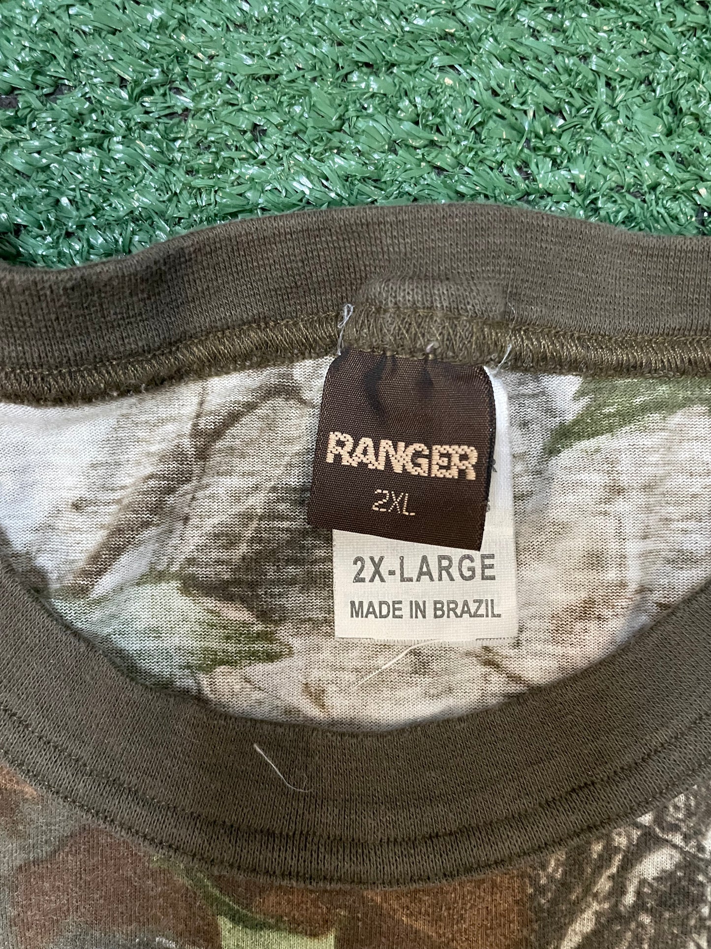 Vintage 1990s Camo longsleeve