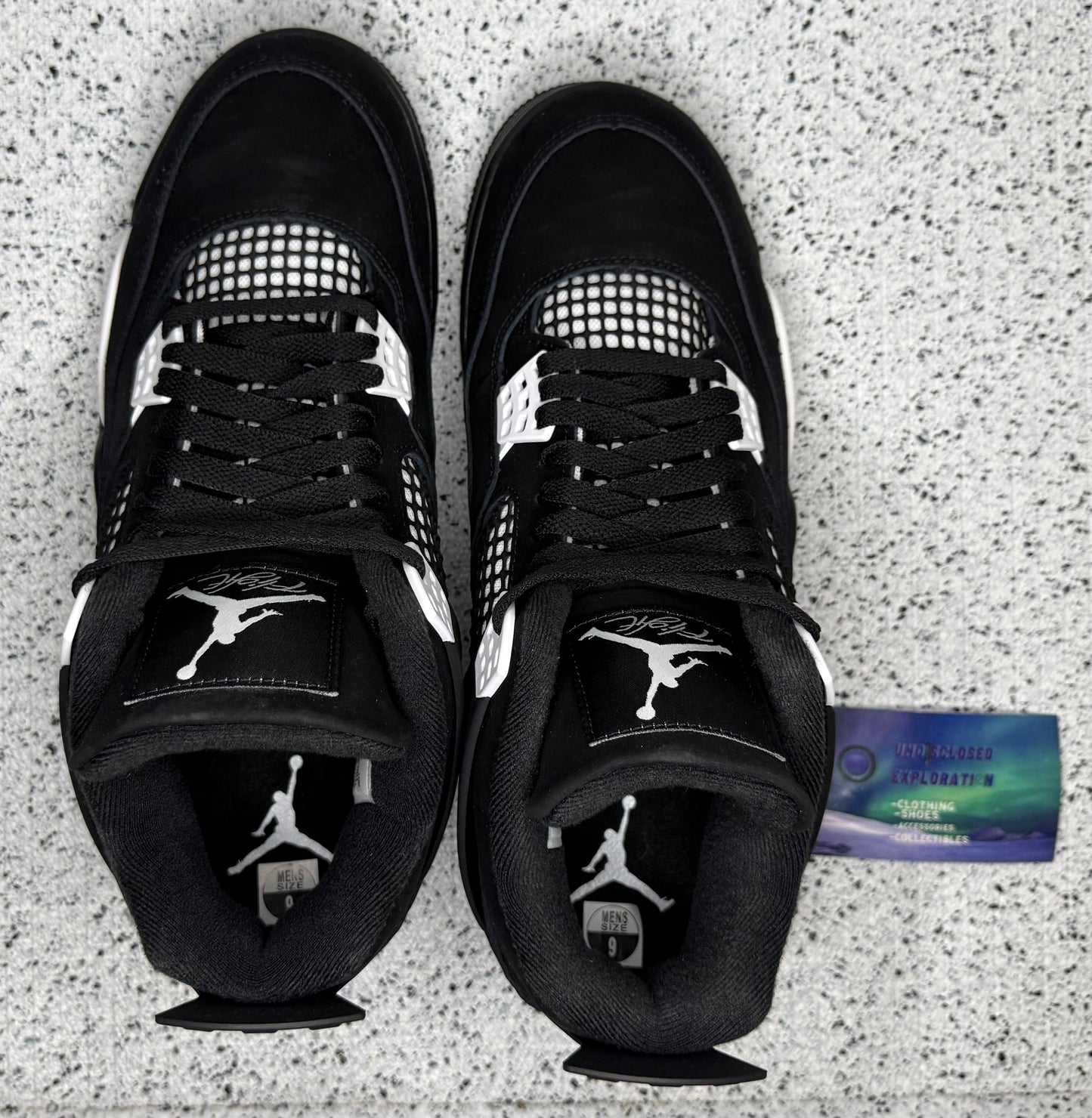 Jordan 4 Thunder