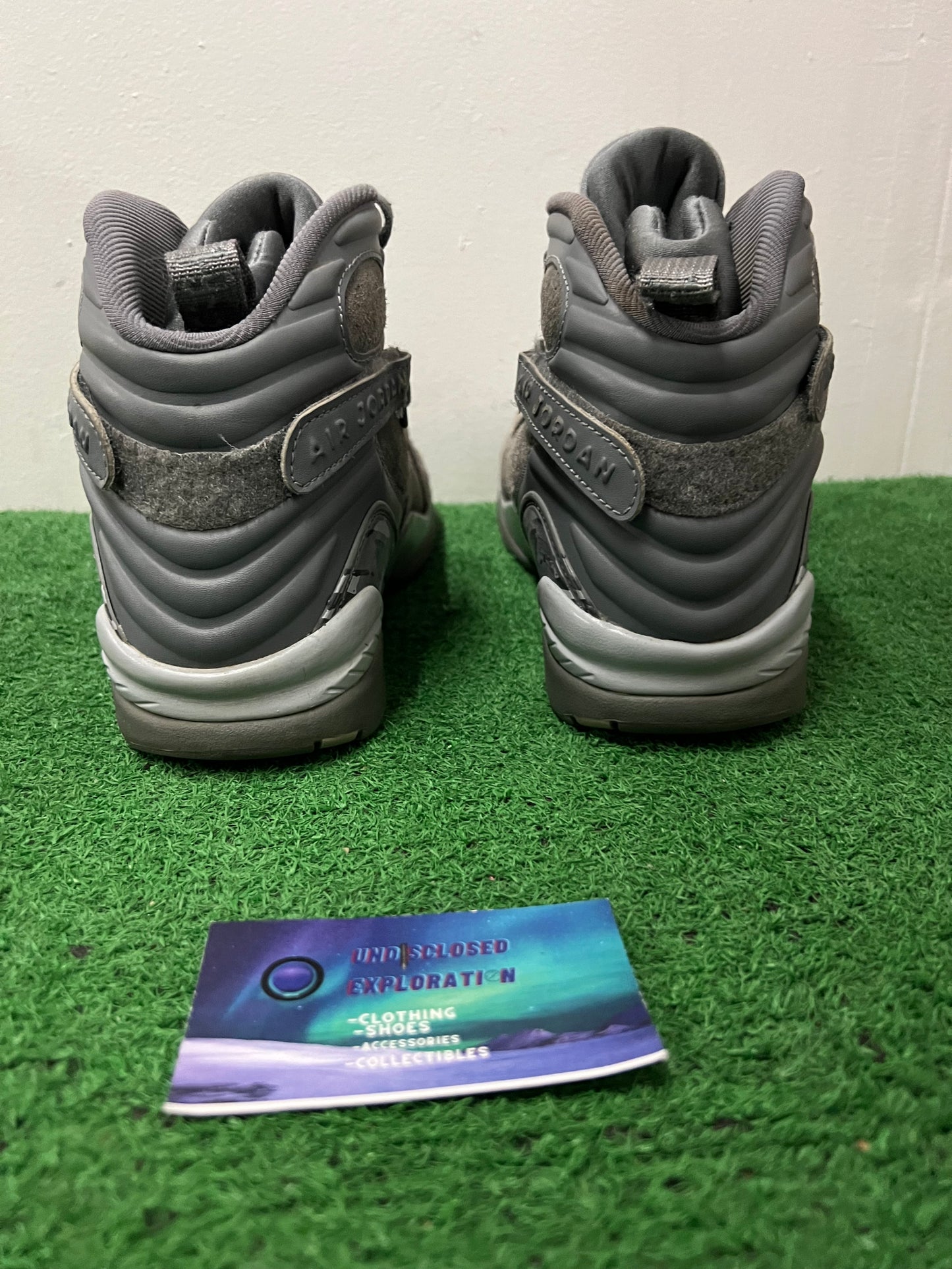 Jordan 8 cool grey size 9men/10.5women