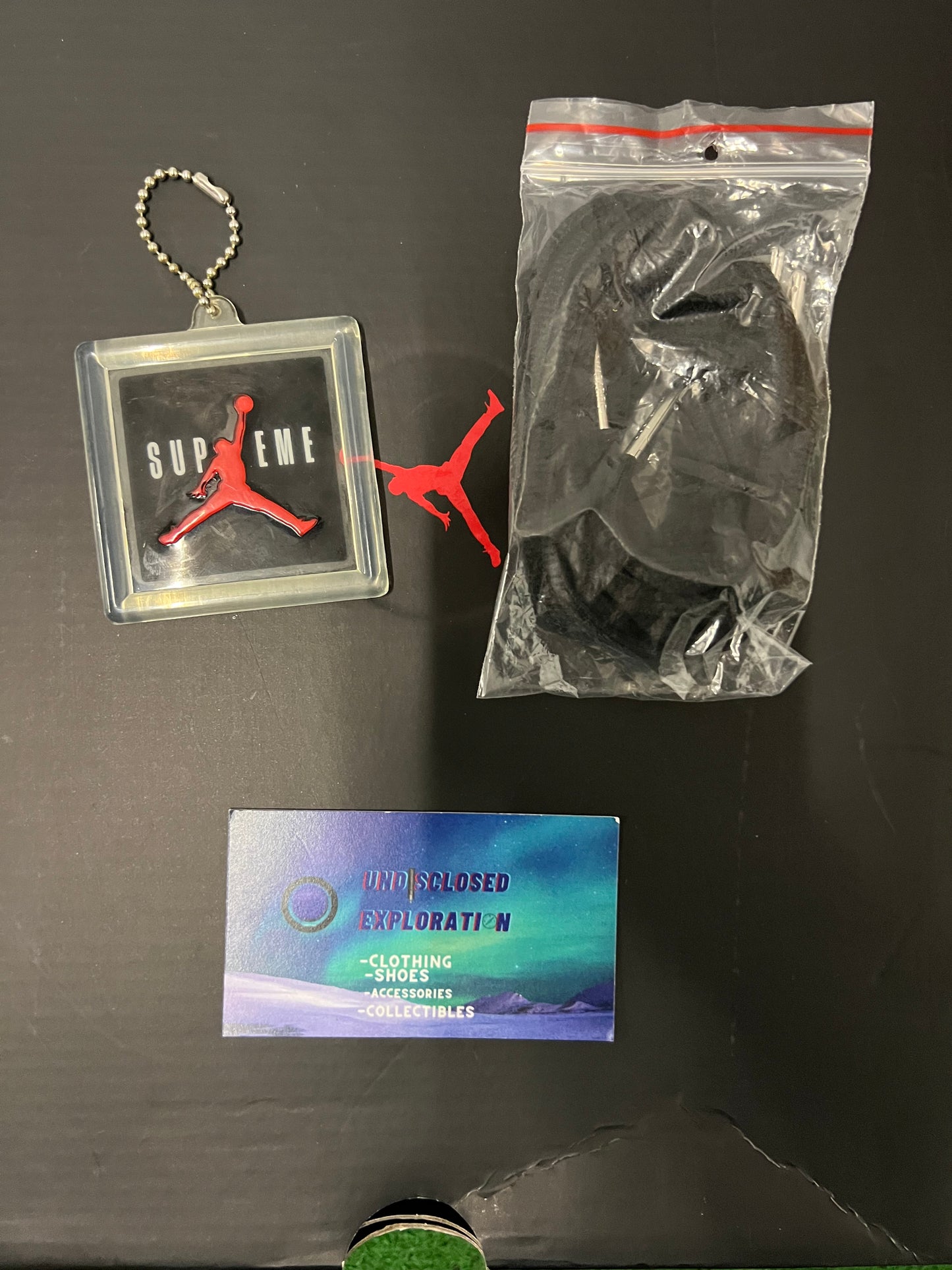 Jordan 14 X Supreme white size 10.5men/12women