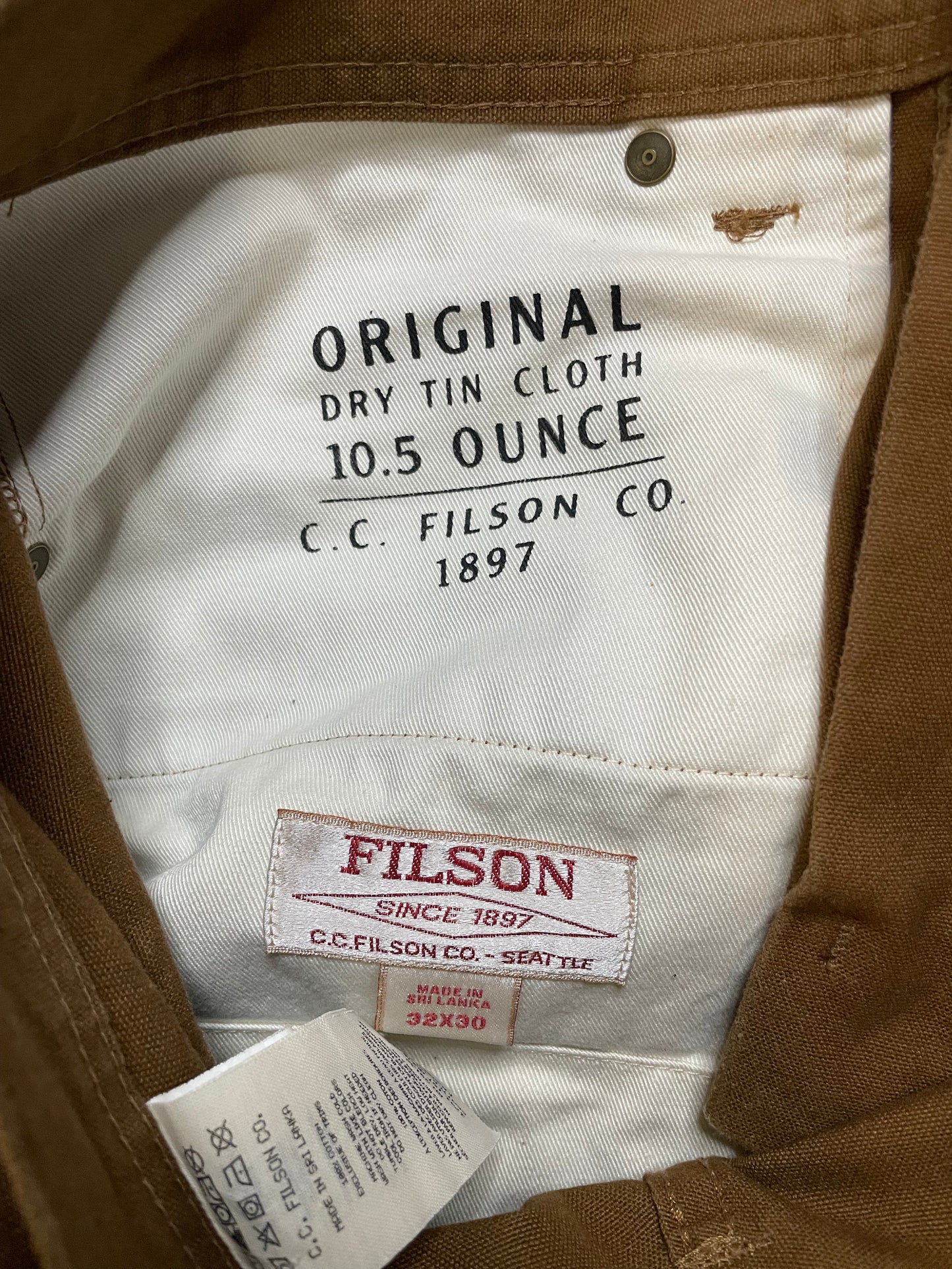 Filson Dry Tin whiskey pocket pants