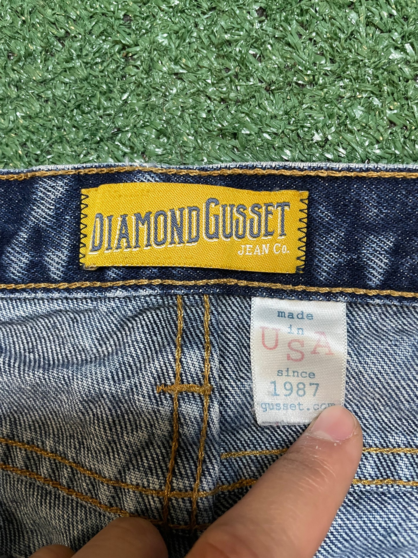 Diamond Gusset blue jeans
