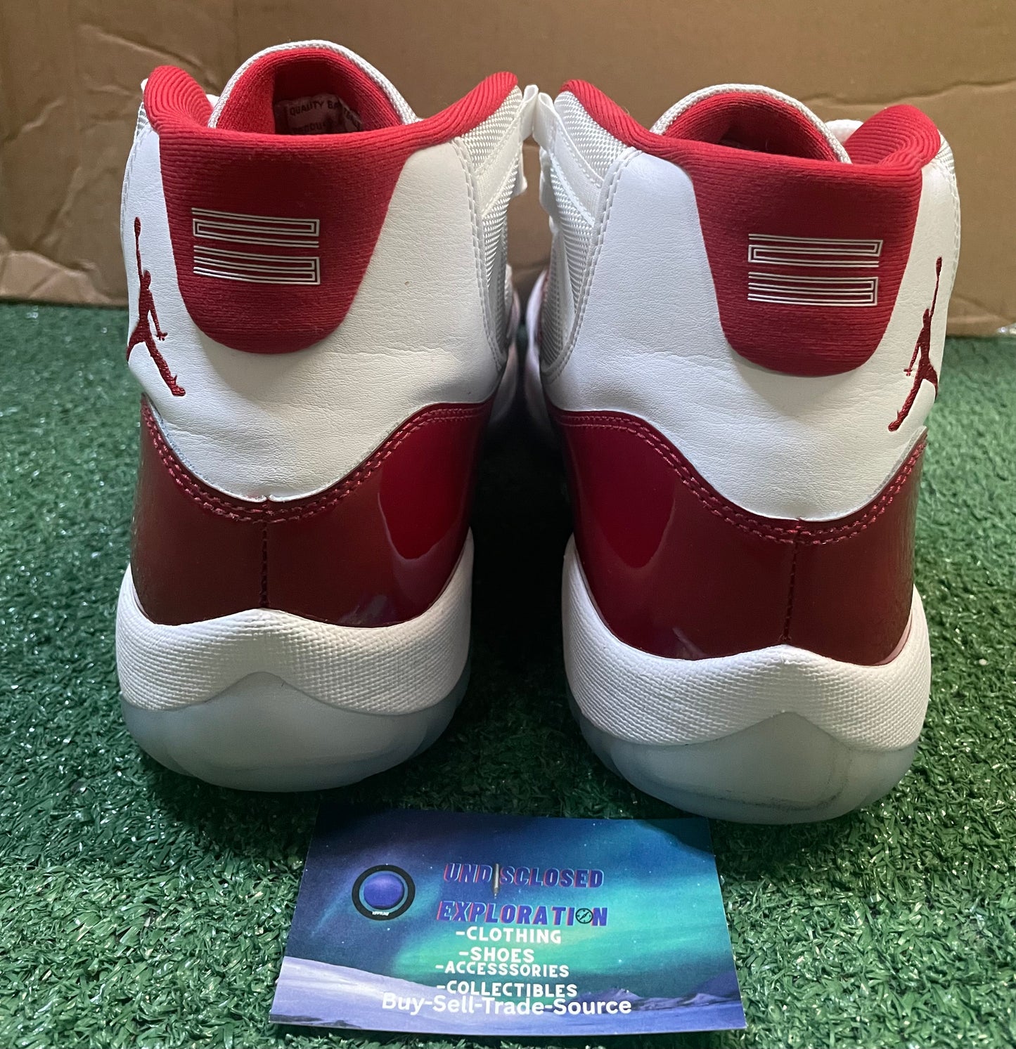 Jordan 11 cherry size 10.5men/12women