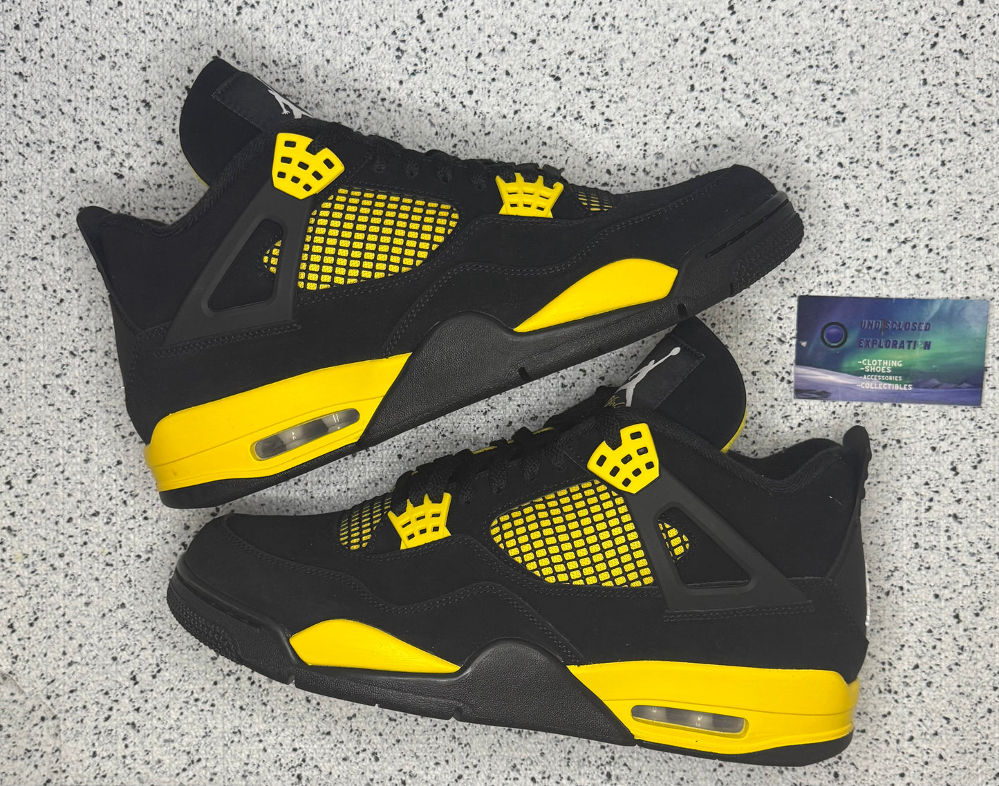 Jordan 4 Thunder 11.5 Men/13 Women “Preowned”