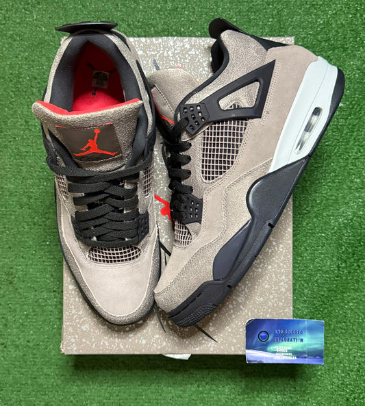 Jordan 4 Taupe Haze 13 Men/14.5 Women “Preowned”