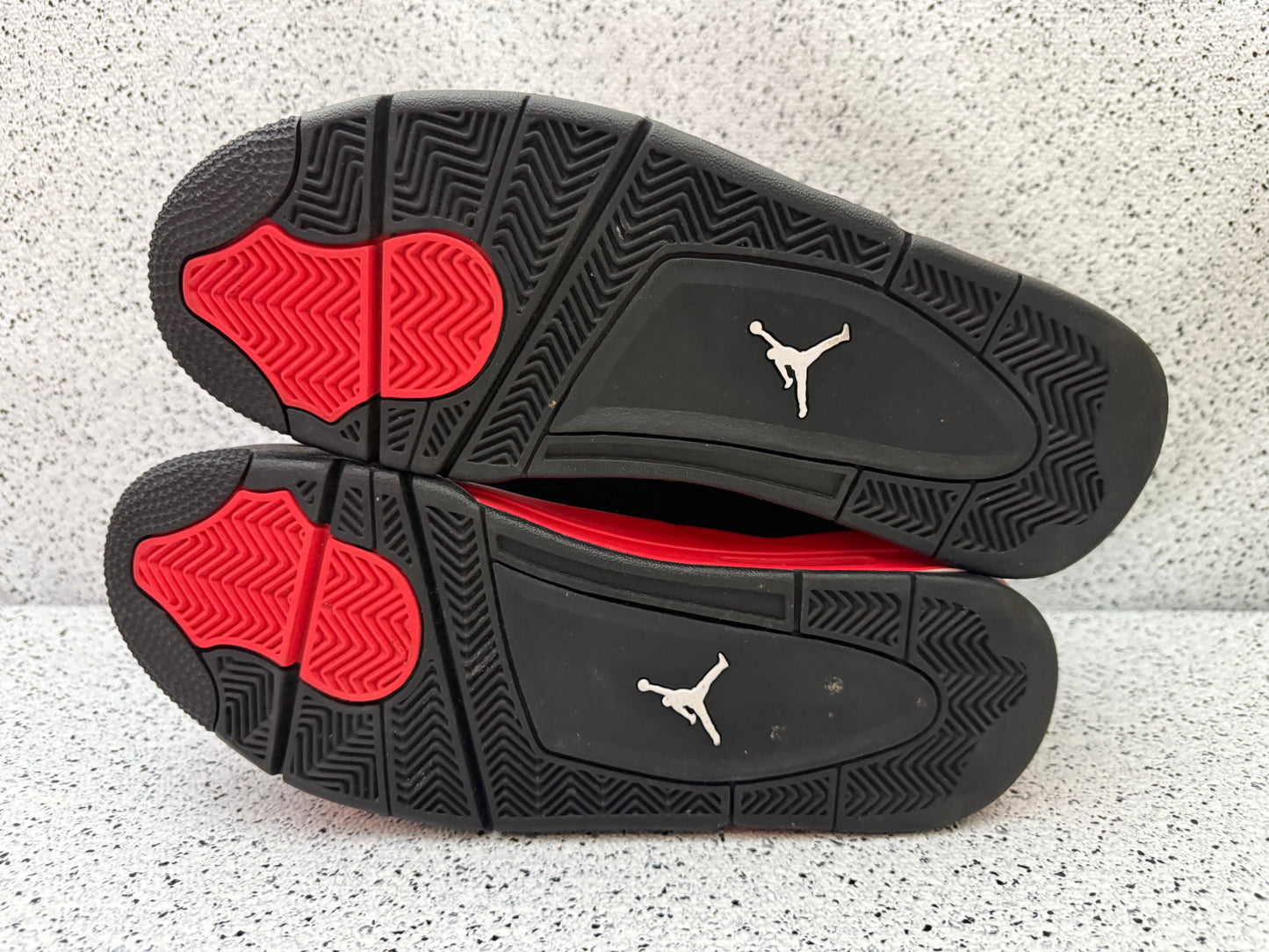 Jordan 4 Red Thunder 10.5 Men/11 Women “Preowned”