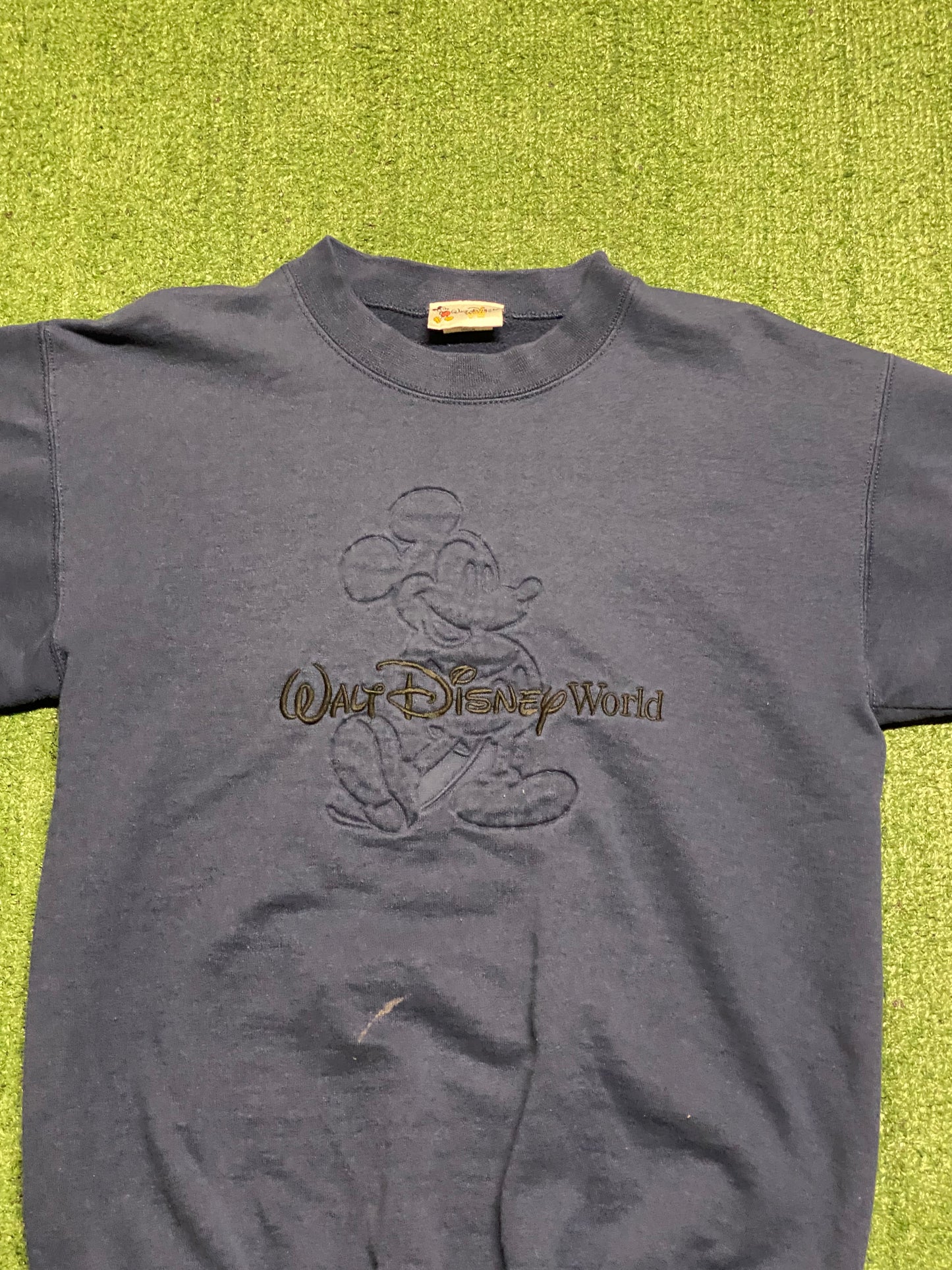 Vintage Walt Disney studios Mickey Mouse Crewneck