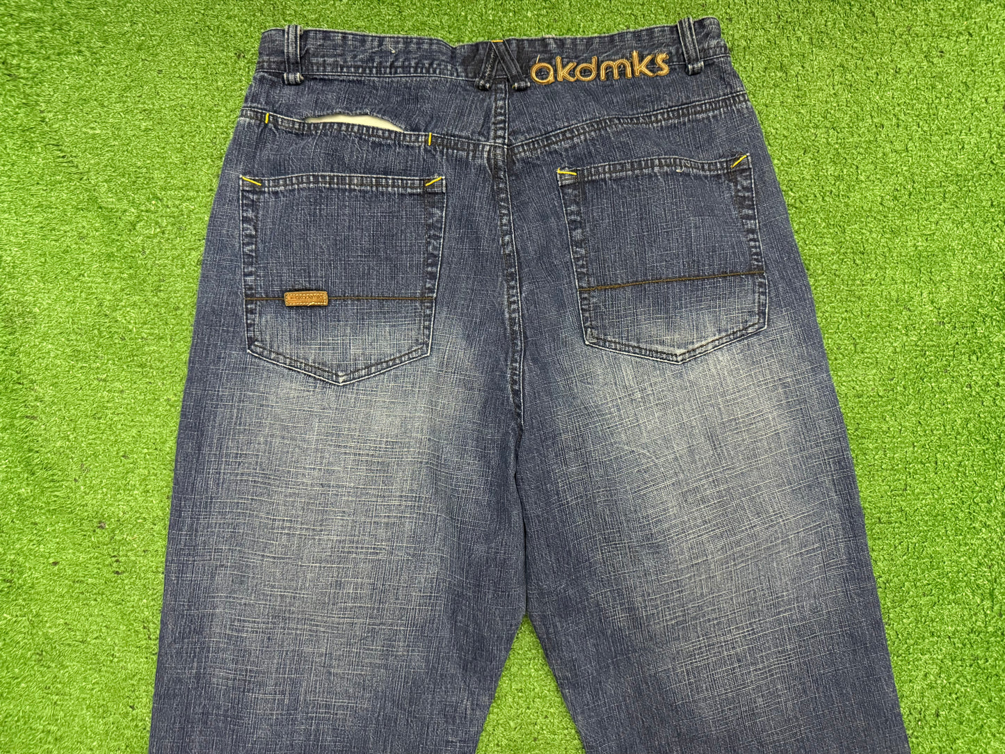 Vintage Y2K Akademiks Jeans